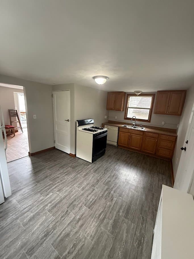 Elizabeth House: 411 Locust St.