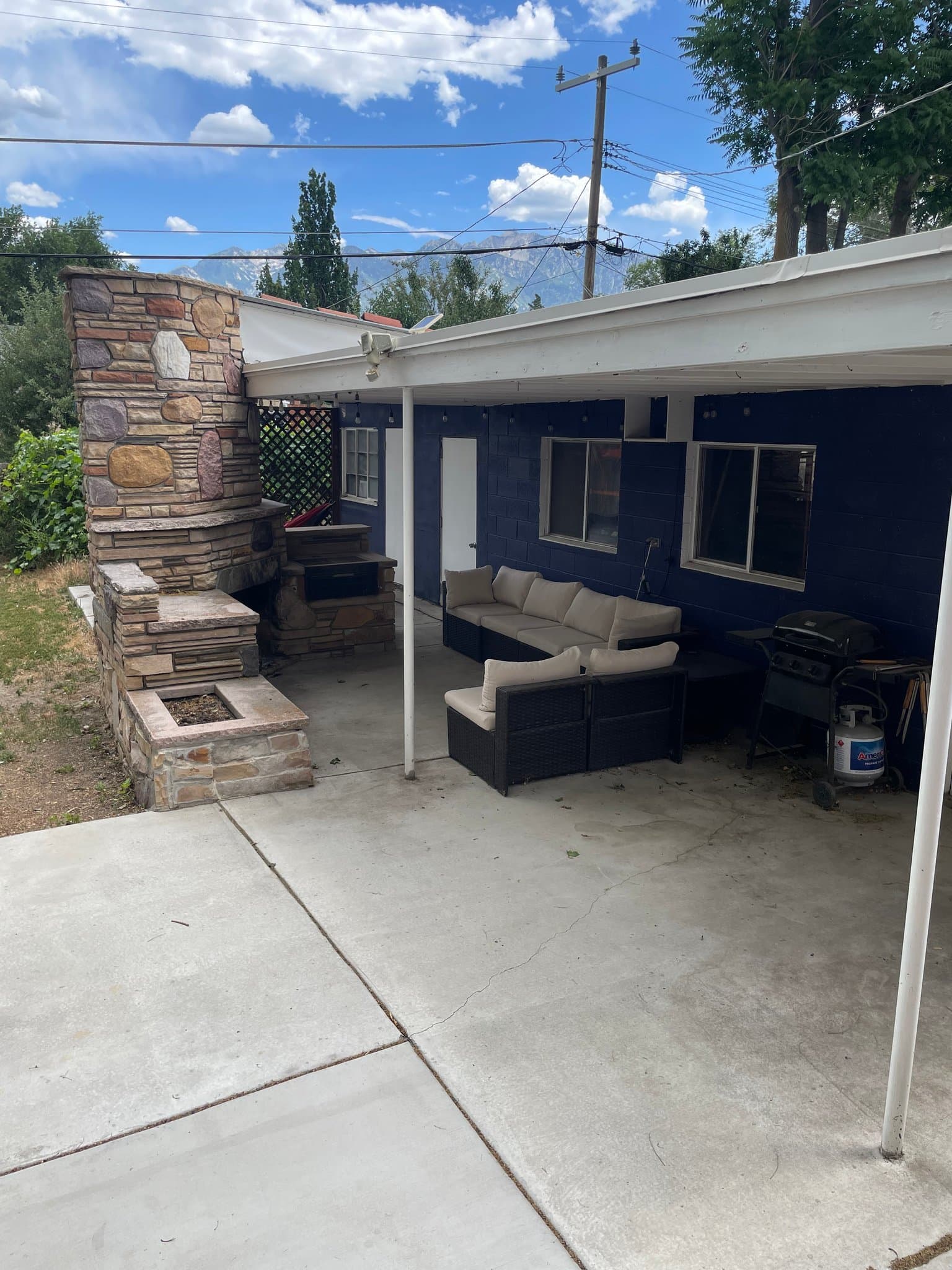 Sandy Single Room: 9323 S Jean Dr