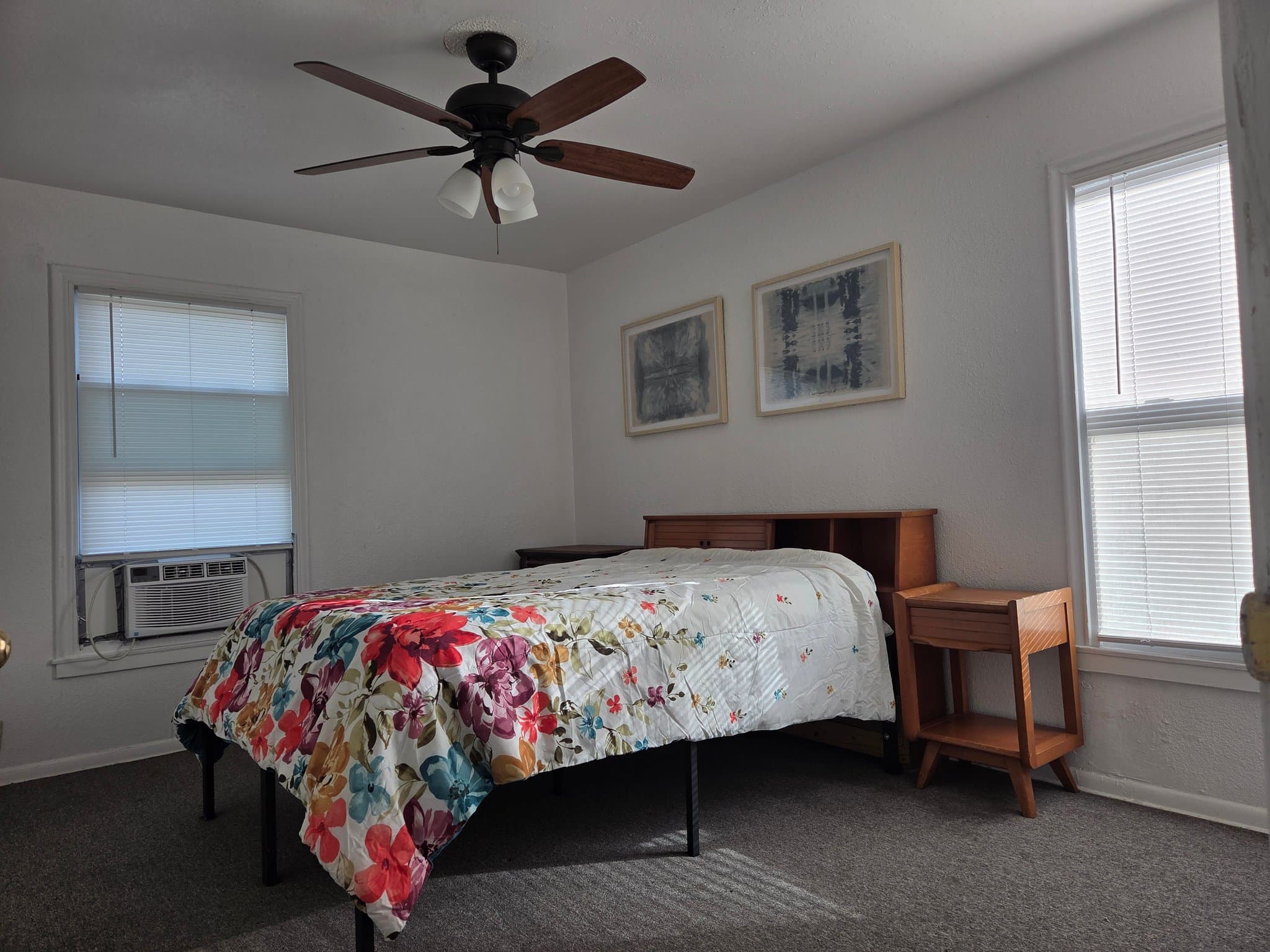 Corpus Christi Single Room: 641 Robinson St.