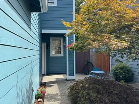 Arlington House: 17503 Ironwood St