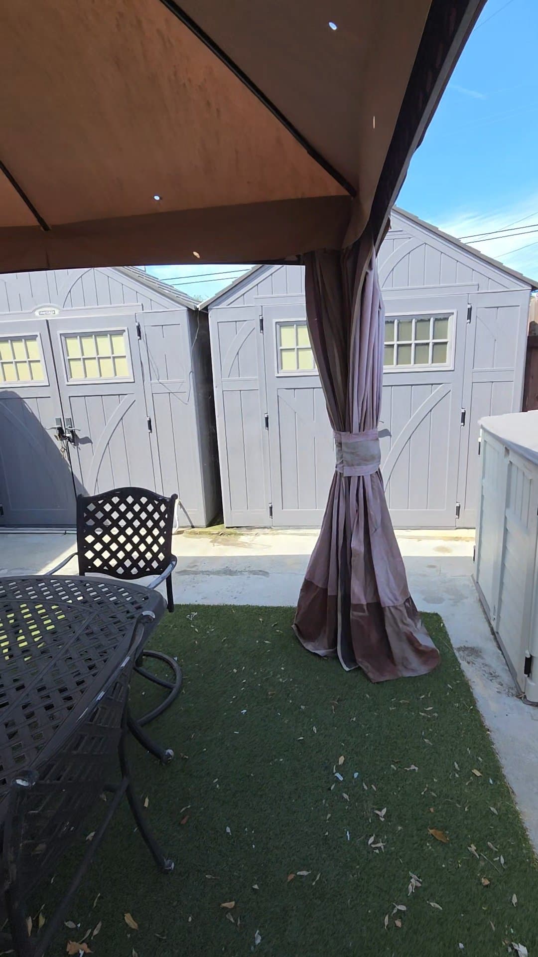 Los Angeles House: 4008 Rockwood st