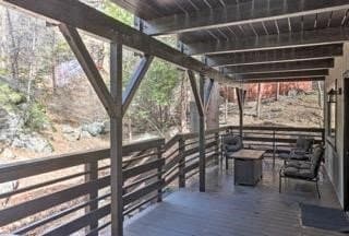 Running Springs House: 32240 Fern Dr