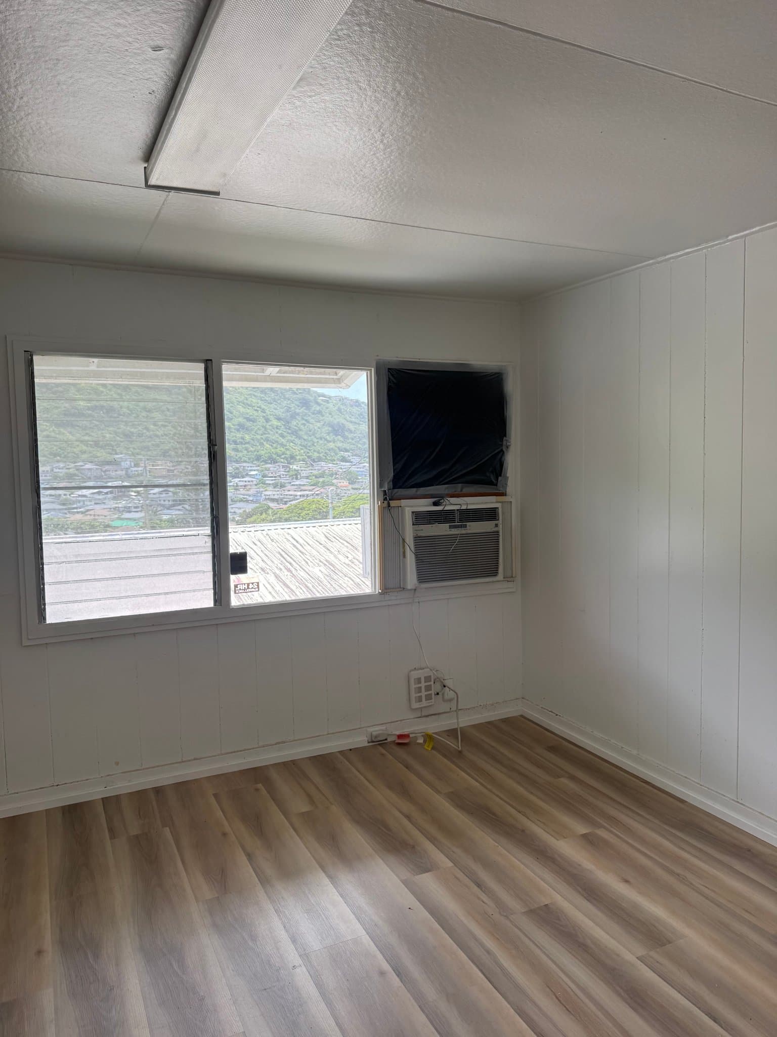 Honolulu Multiplex: 2046 Palolo Ave