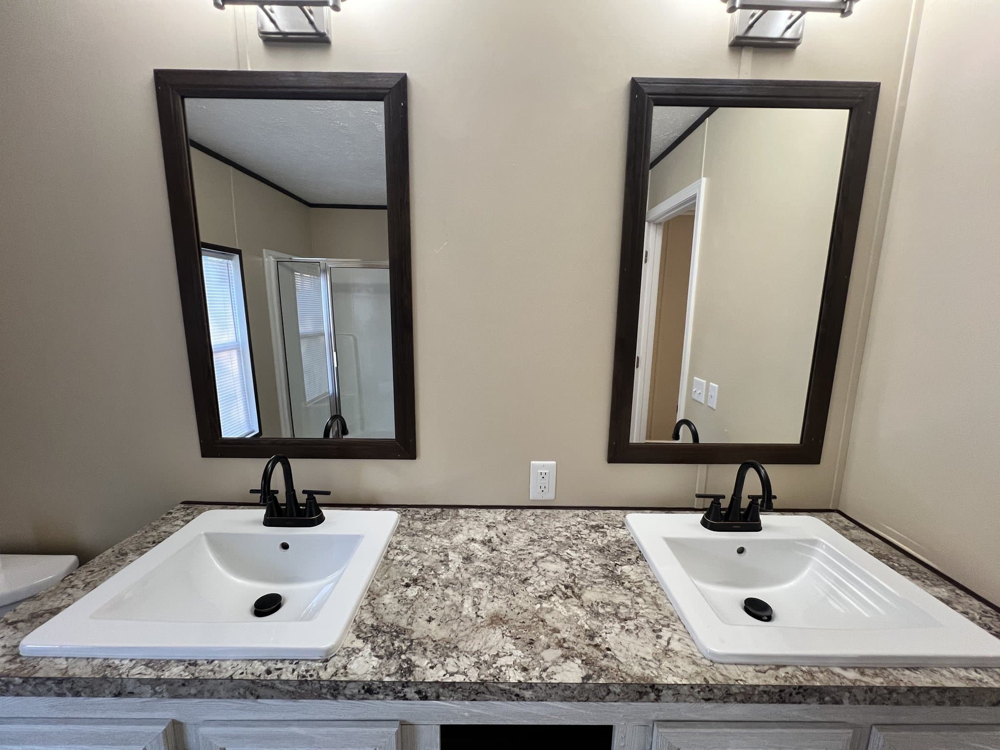 Hot Springs House: 164 Starr Dr