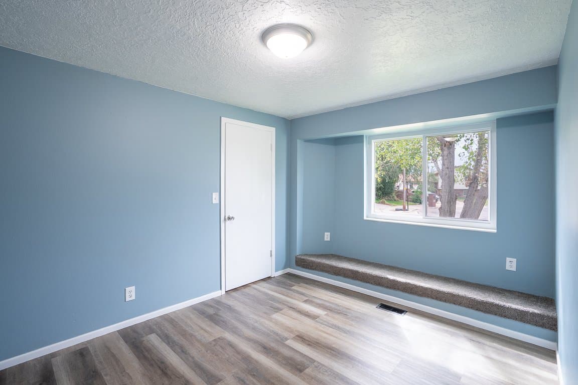 Clearfield House: 657 W 650 N