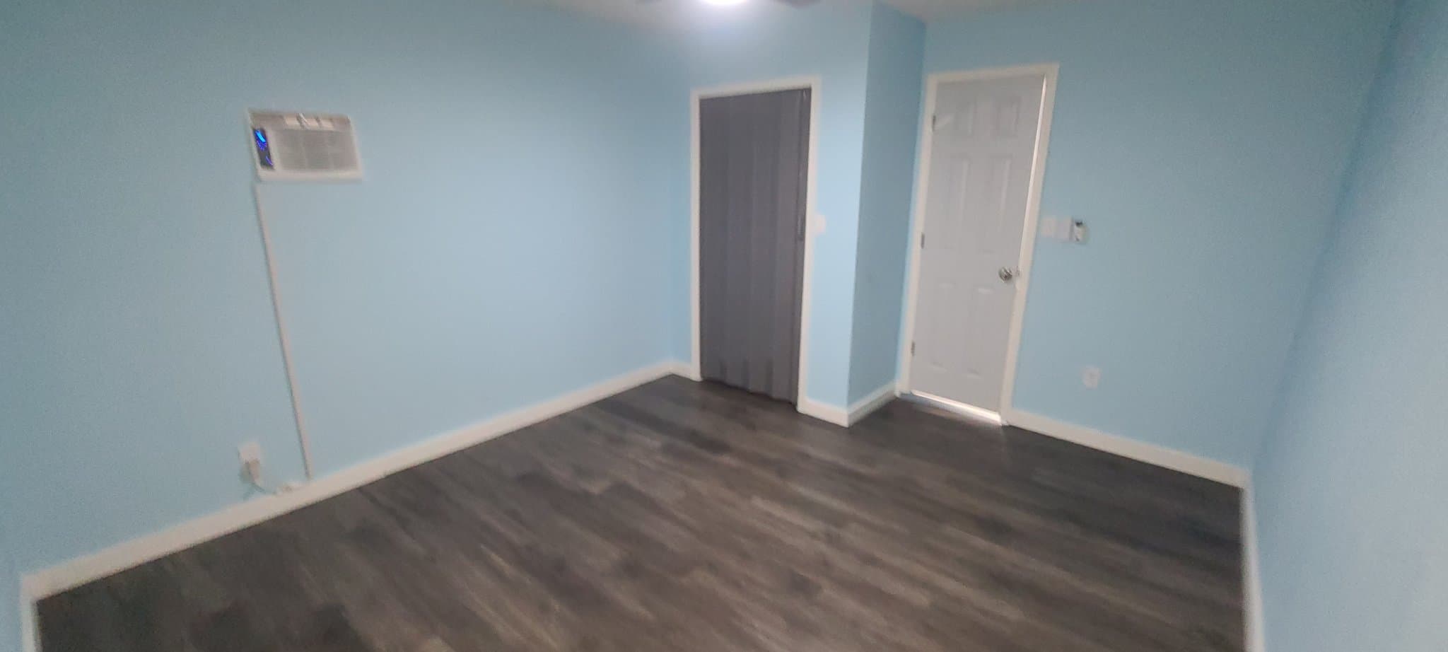 Lake Wales House: 725 COHASSETT AVE