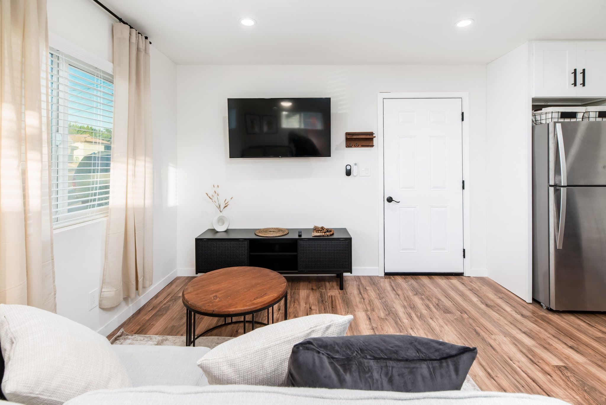 San Diego Condo: 5207 Solola Avenue