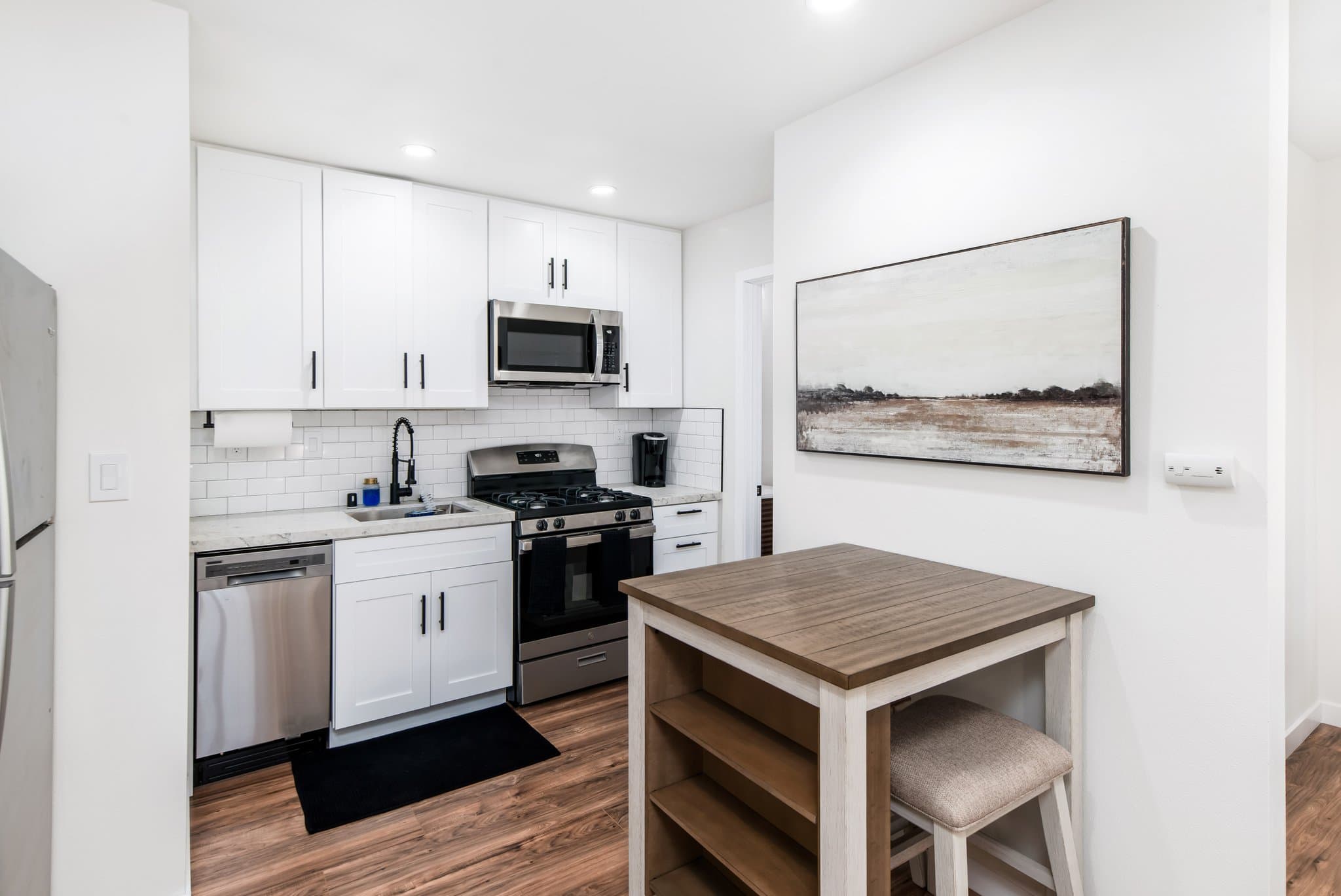 San Diego Condo: 5207 Solola Avenue