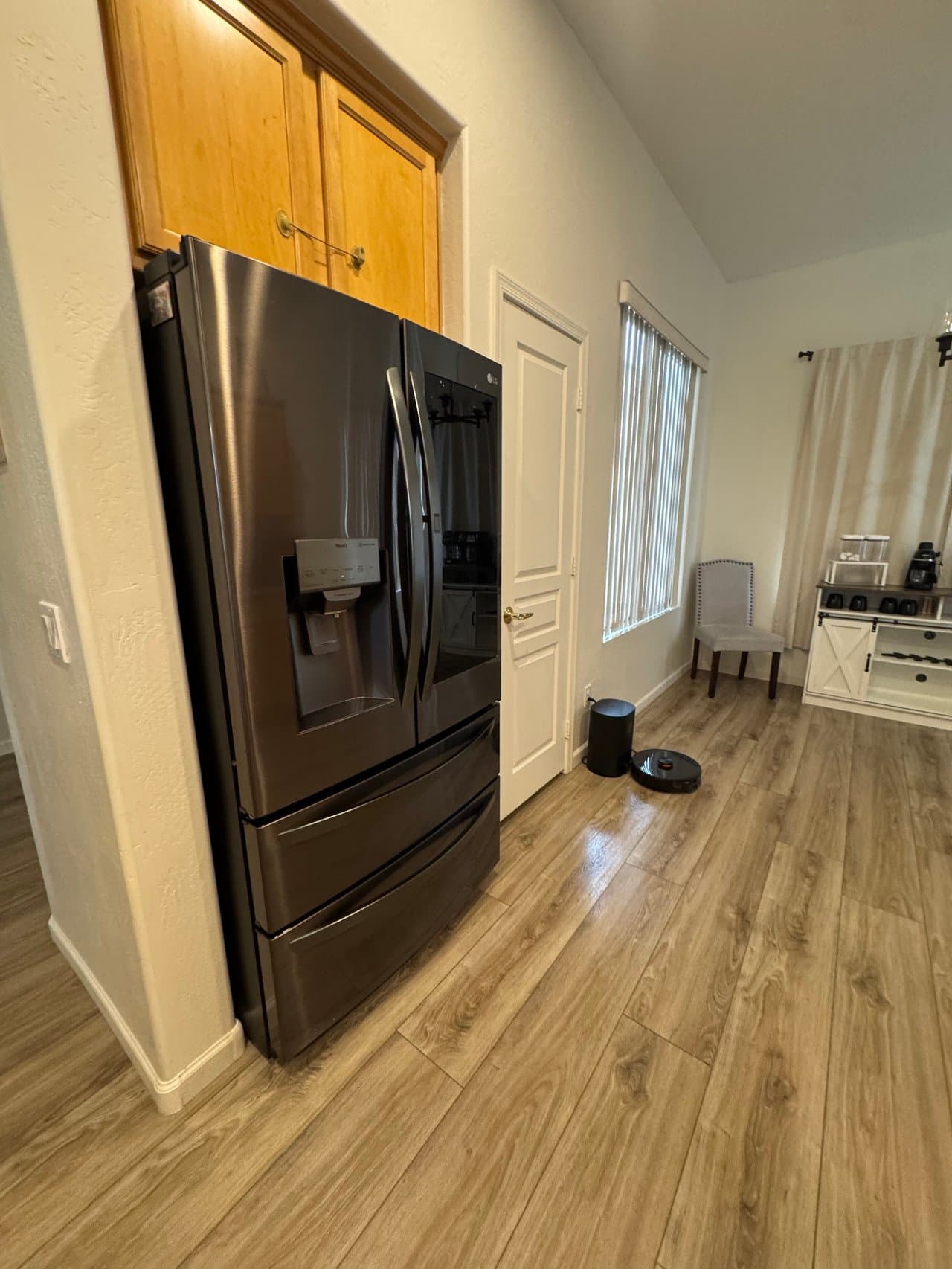 Chandler House: S Longmore St - C0ntact for full address