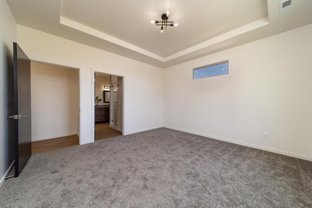 Grand Junction House: 221 Shadow Mesa Street