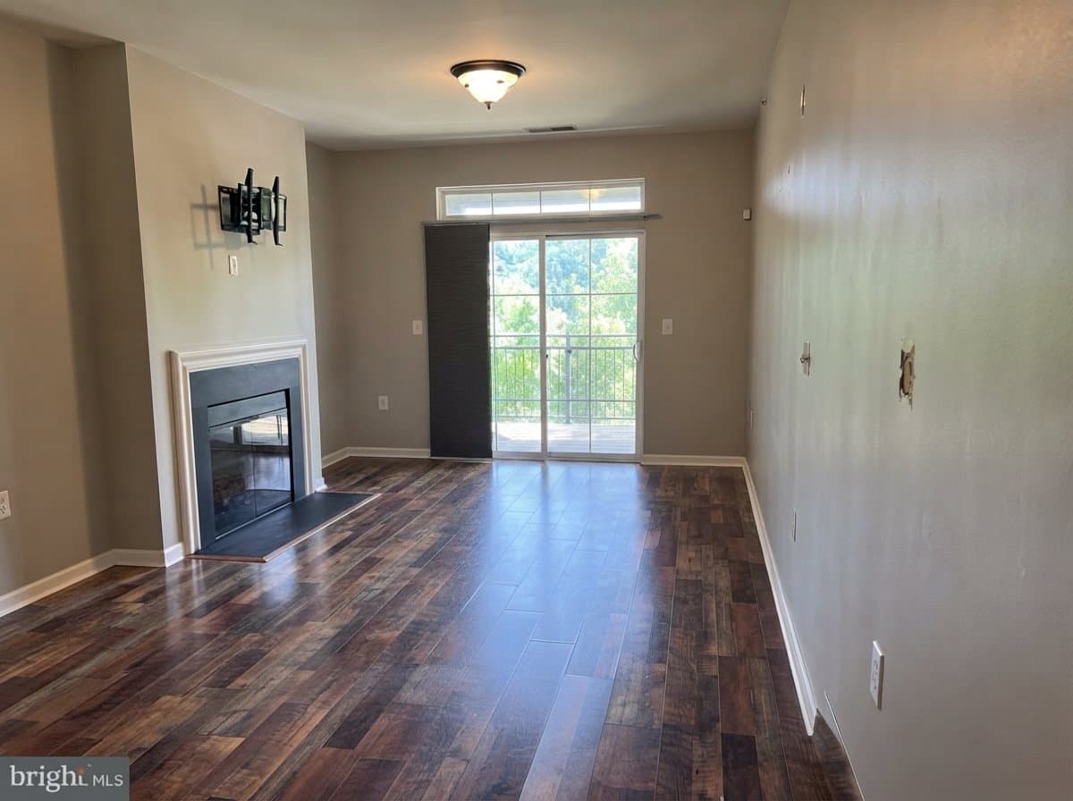 Capitol Heights Condo: 1321 Karen Blvd