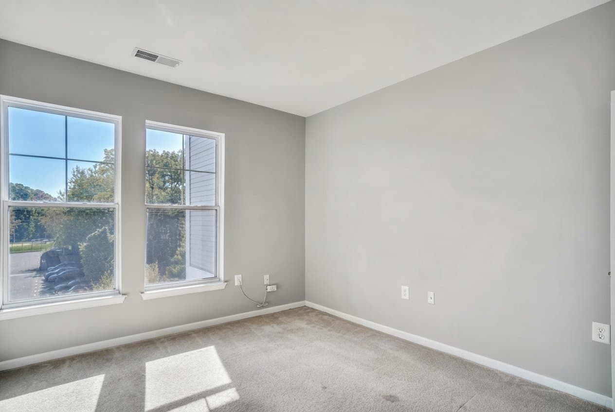 Capitol Heights Condo: 1321 Karen Blvd