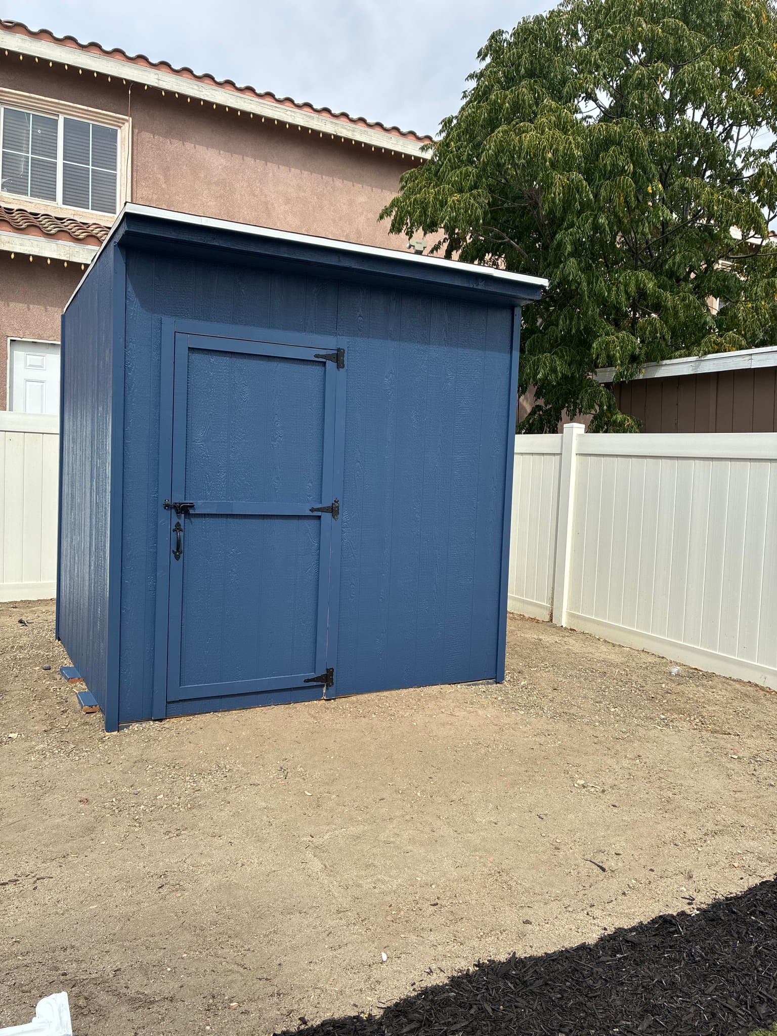 SAN JACINTO House: 435 E 5TH ST