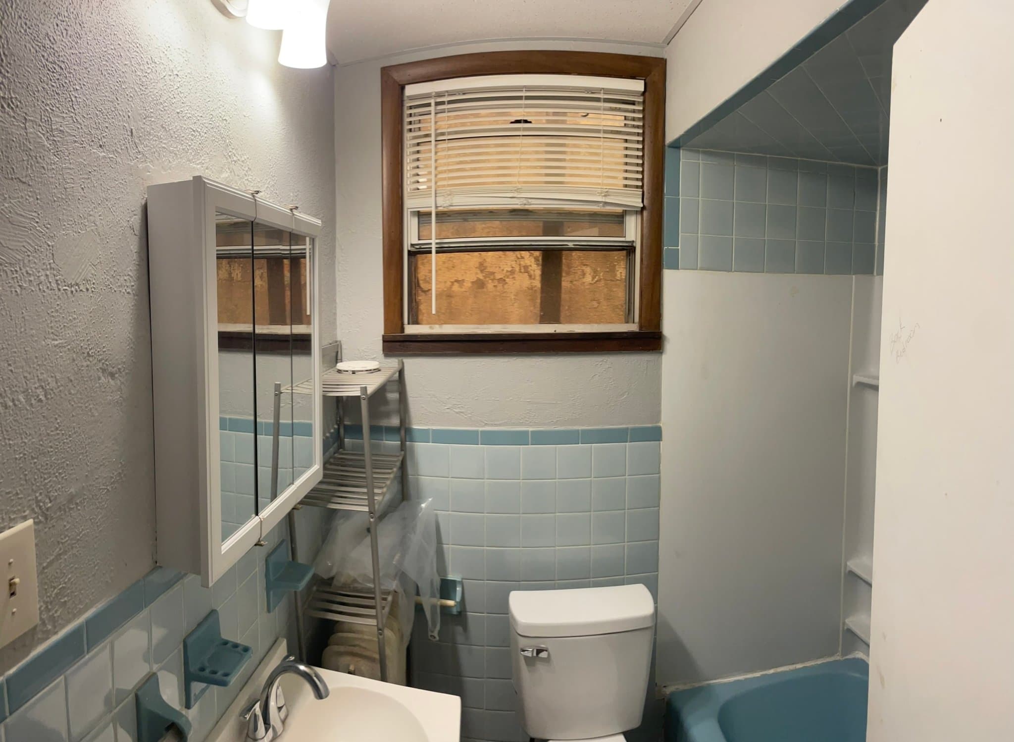 Pittsburgh Apartment: 3275-3281 W Liberty