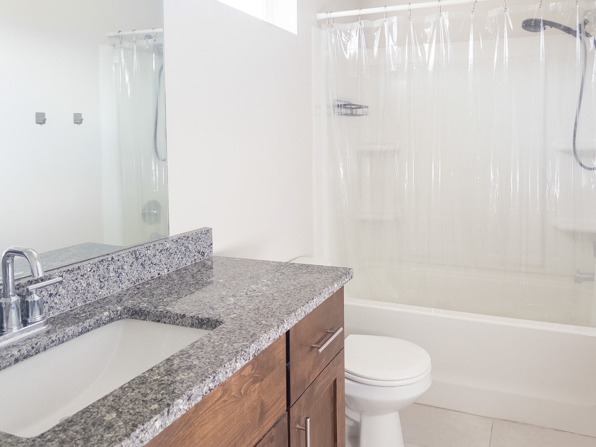 Plain City Single Room: 3232 N 3325 W