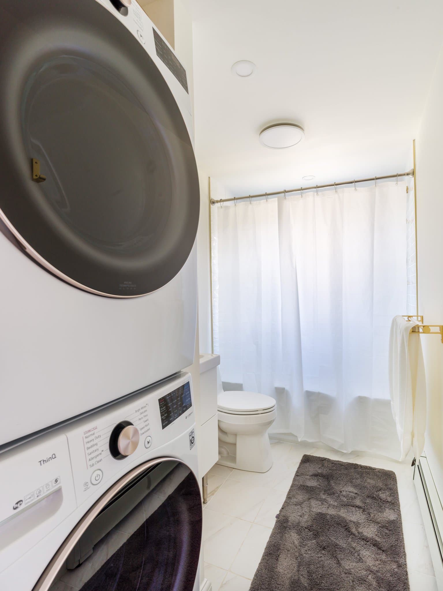 Greenport Townhome: 618 Carpenter St.