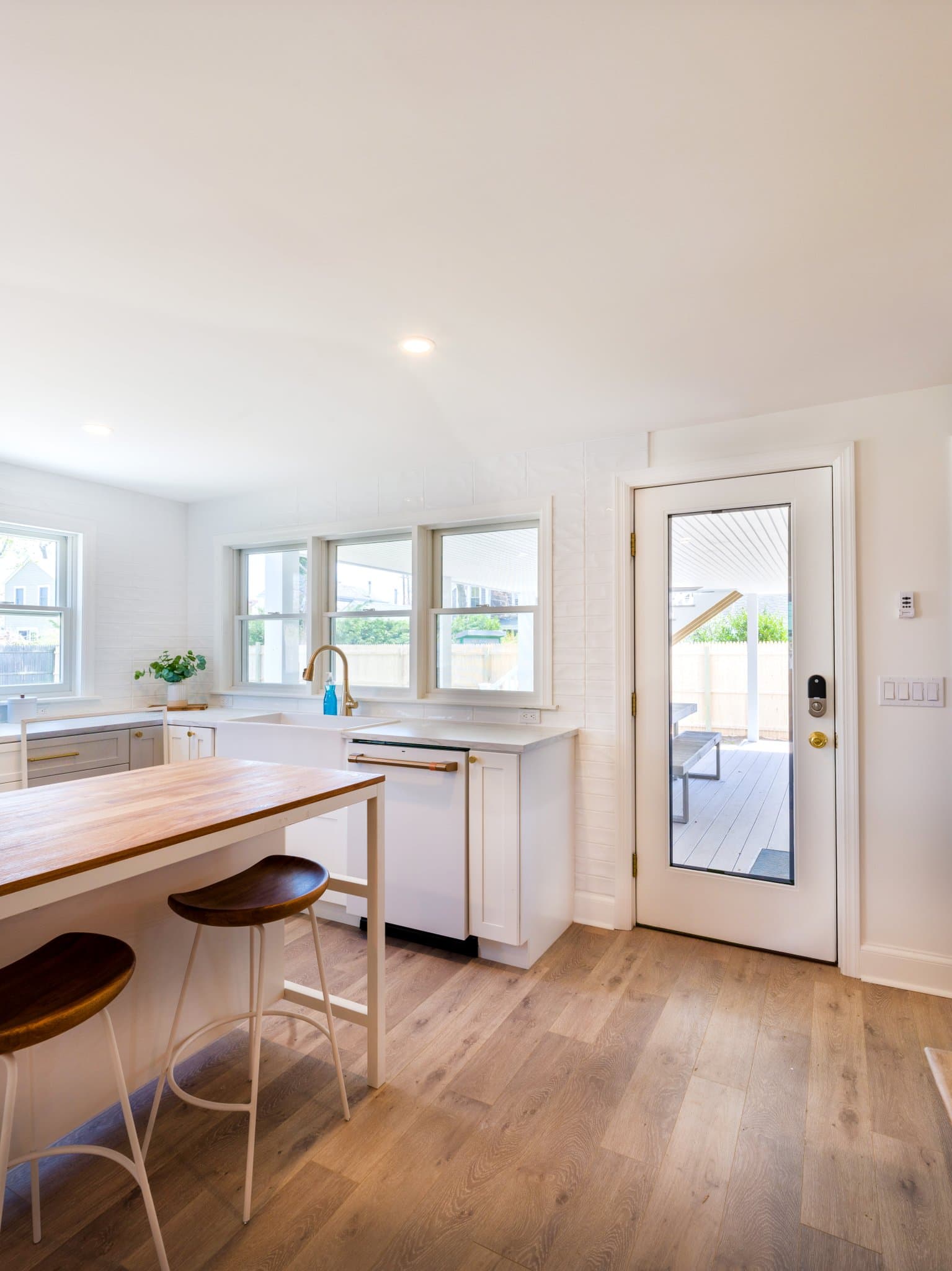 Greenport Townhome: 618 Carpenter St.