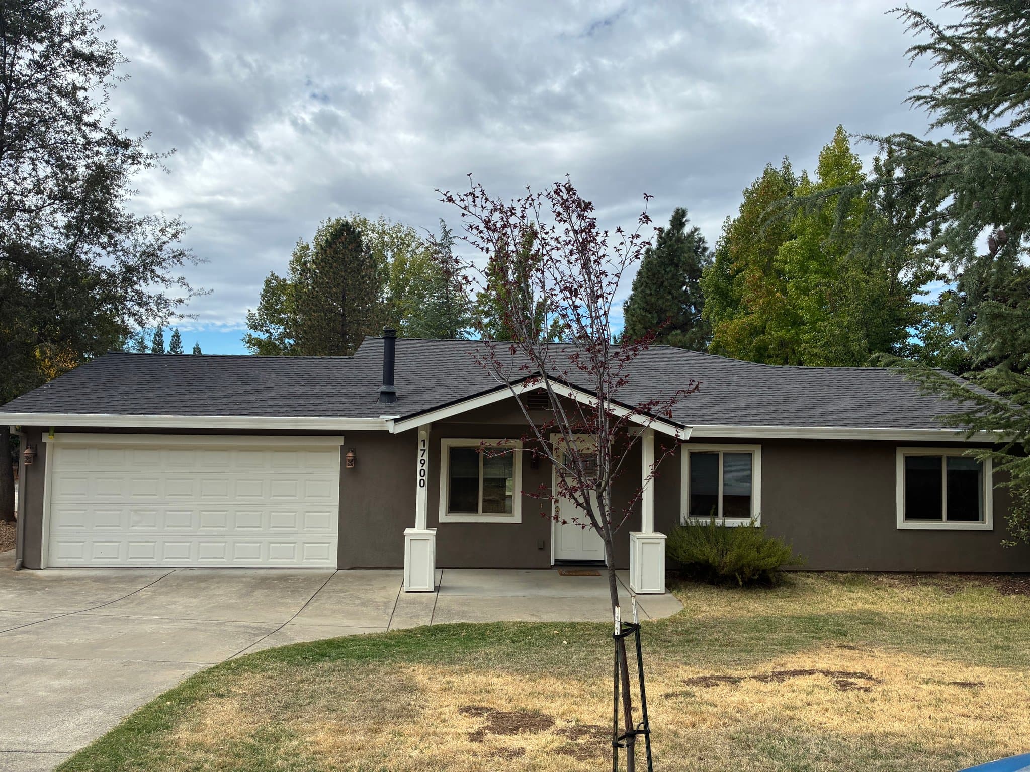 Penn Valley House: 17900 Lake Forest Drive