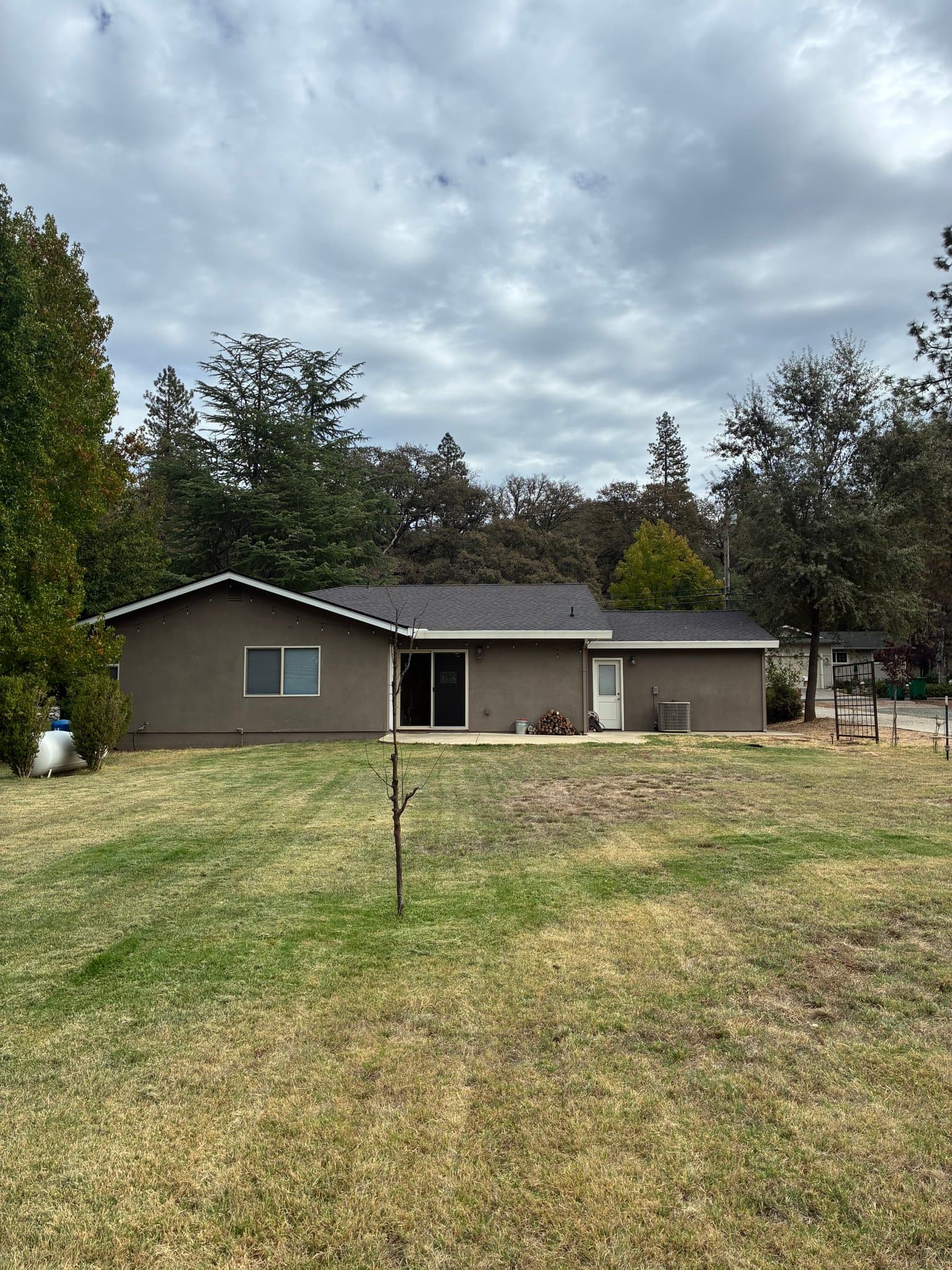 Penn Valley House: 17900 Lake Forest Drive