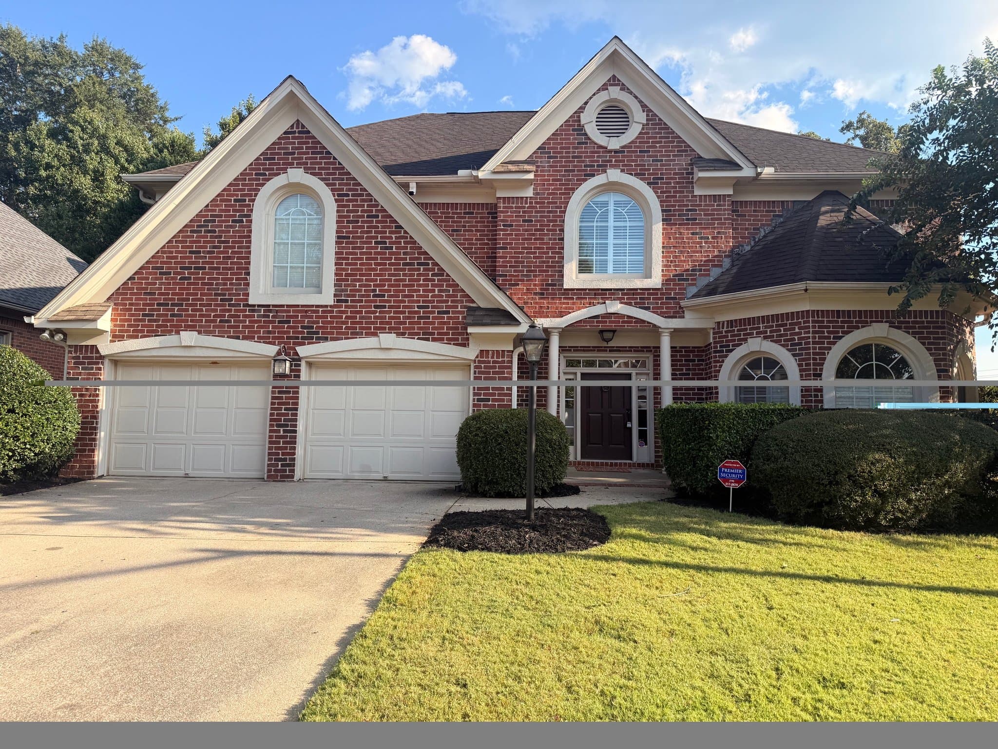 Atlanta House: 2745 Vinings Oak Dr SE,