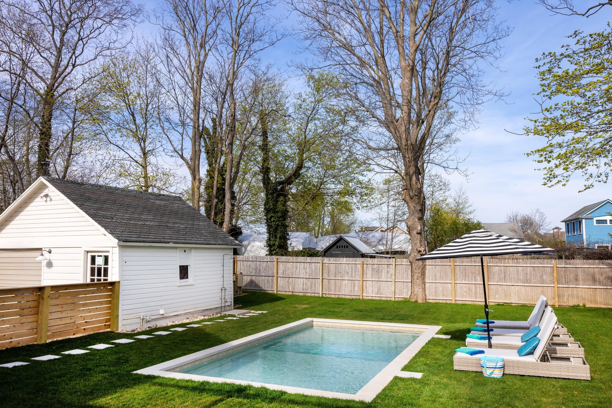 Greenport Townhome: 618 Carpenter St.