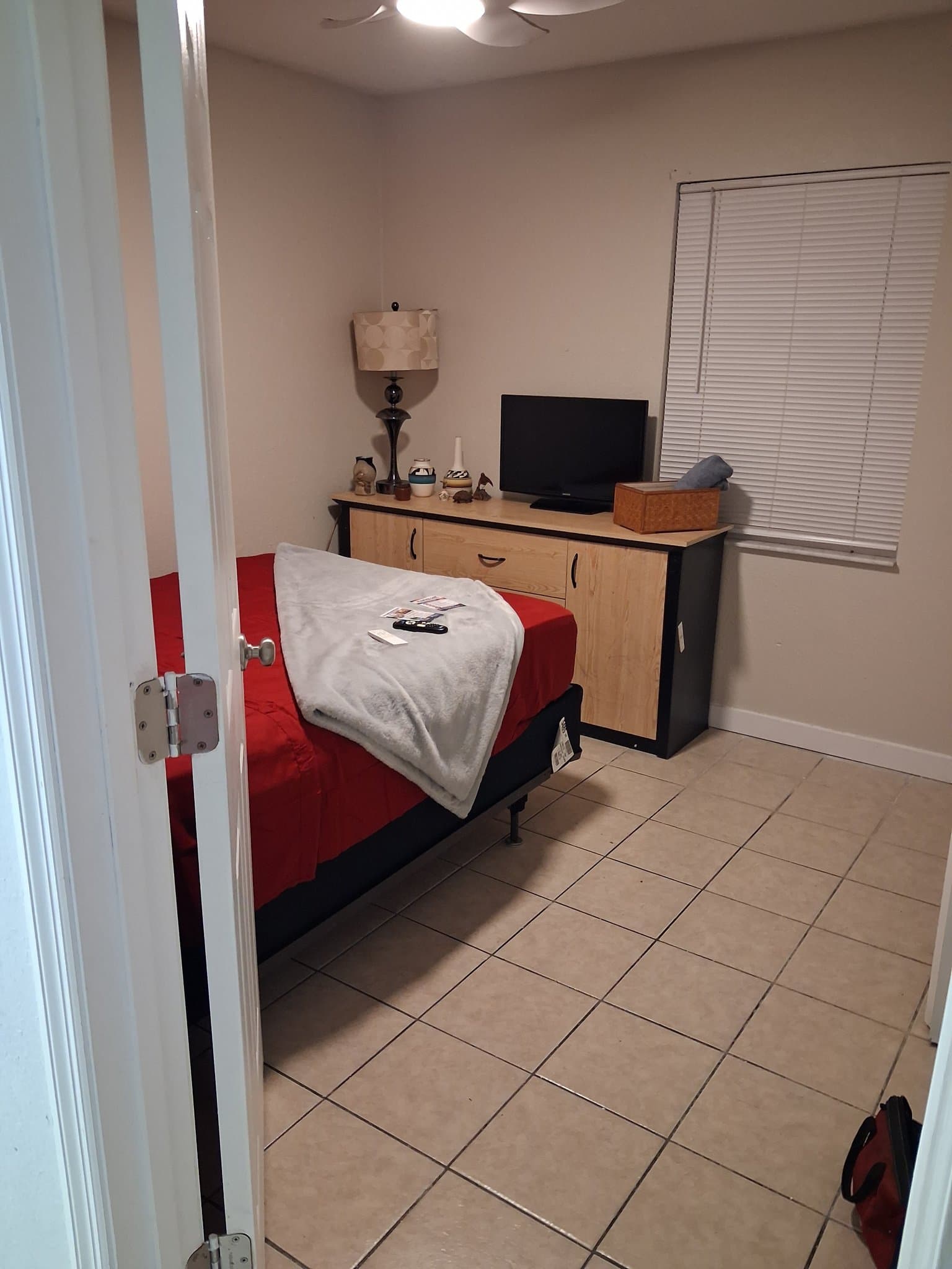 Ocala Single Room: 2826 ne 18th ct