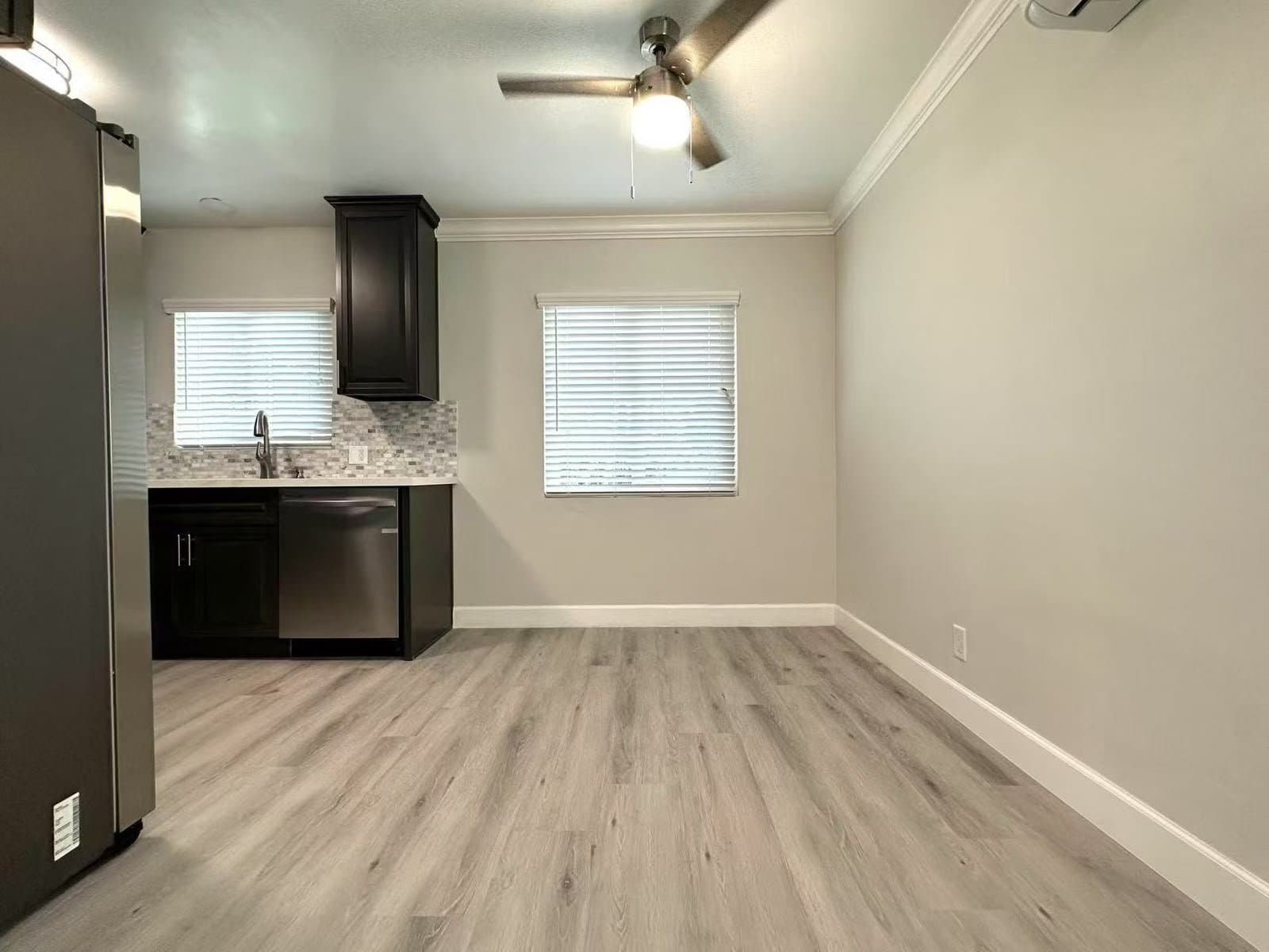 Pasadena Apartment: 41 N Sierra Bonita Ave