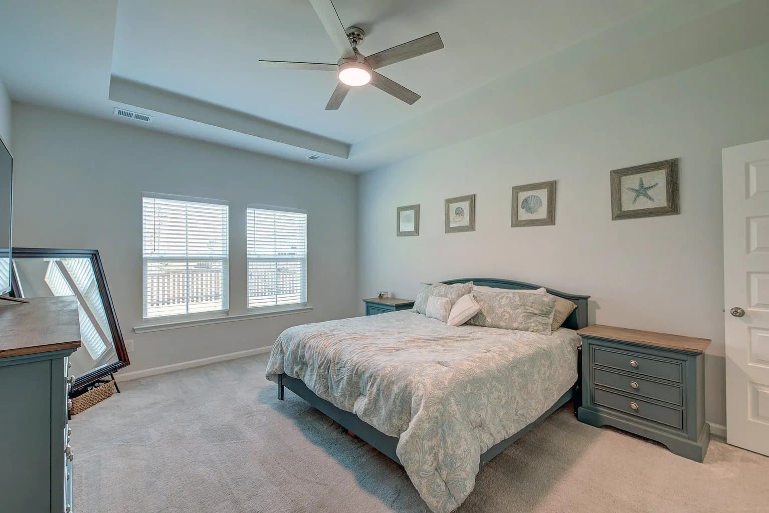 Summerville House: 166 Paddle Boat Way
