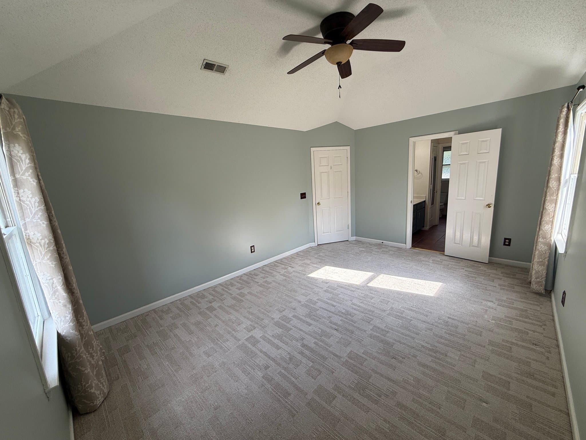 Greensboro House: 5109 Mountain Ash Ct