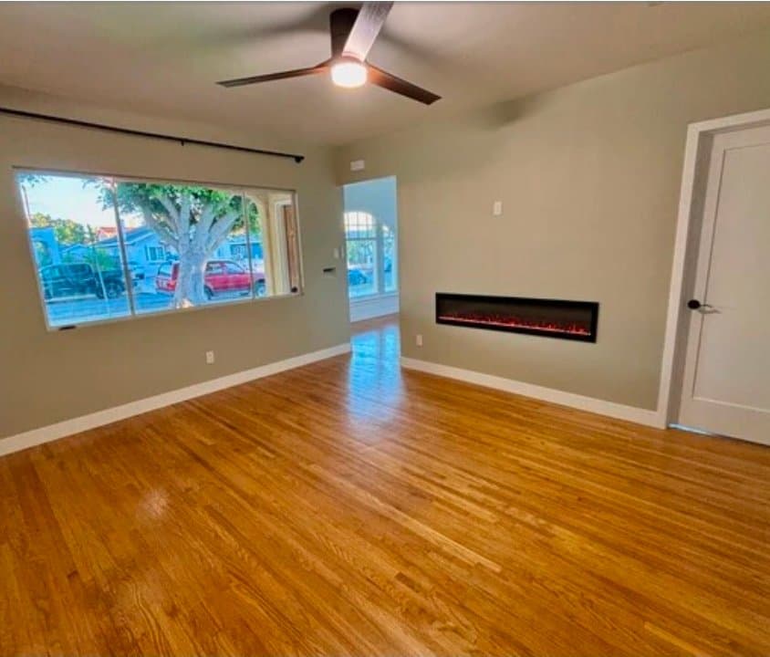 SAN PEDRO Multiplex: 1061 w 24th st