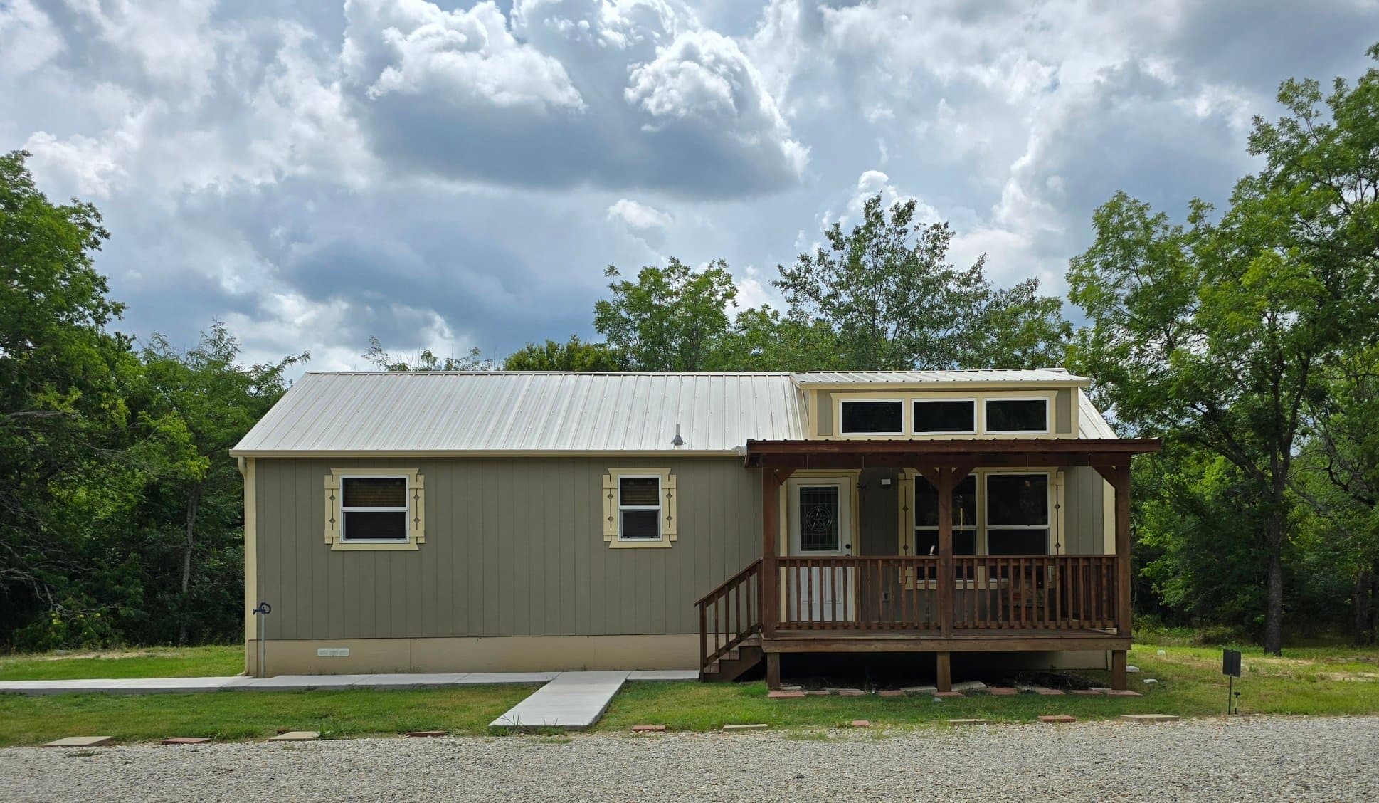 Celeste House: 3826 County Road 1102