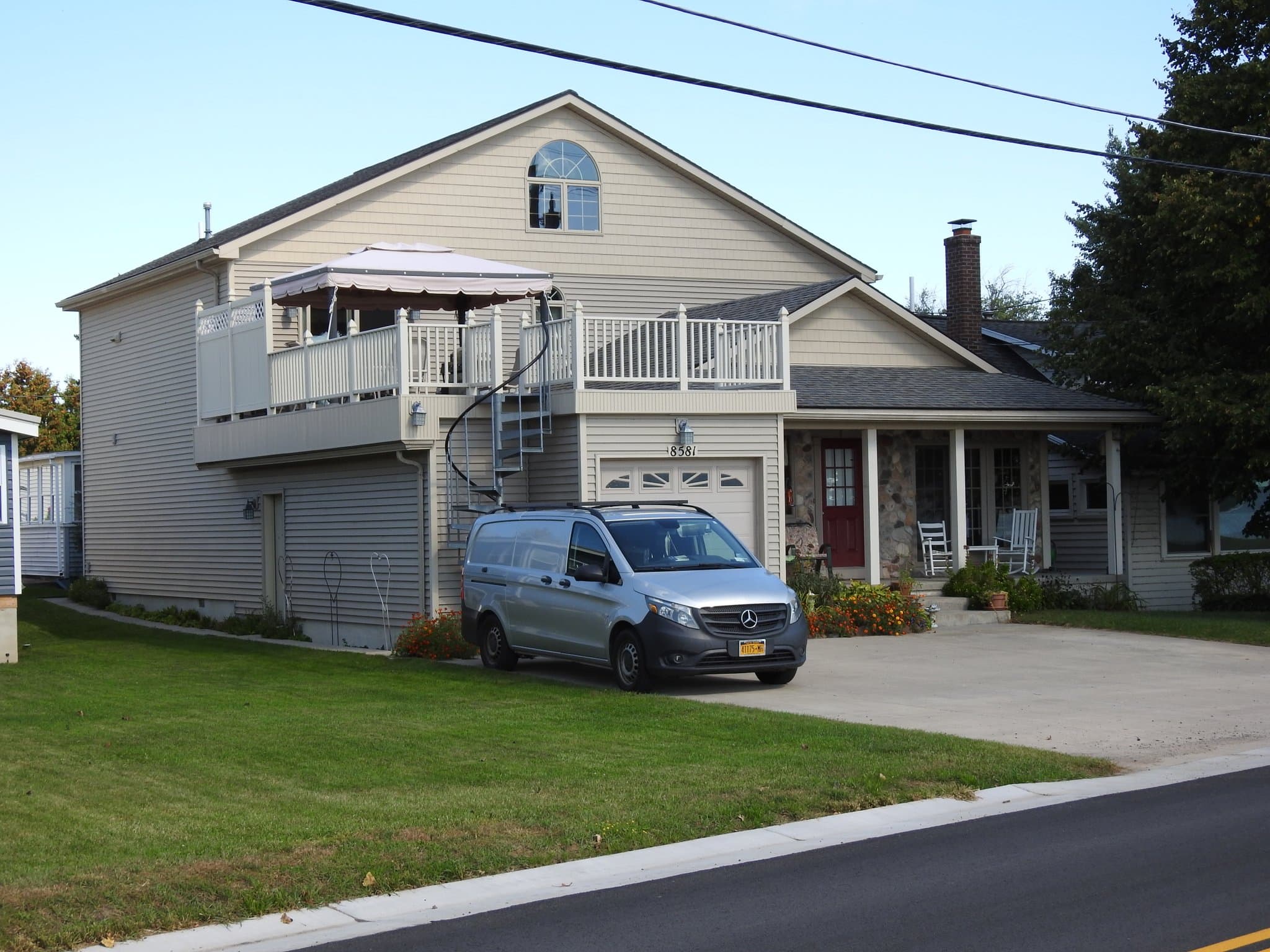 Sodus Point House: 8185 Wickham Blvd