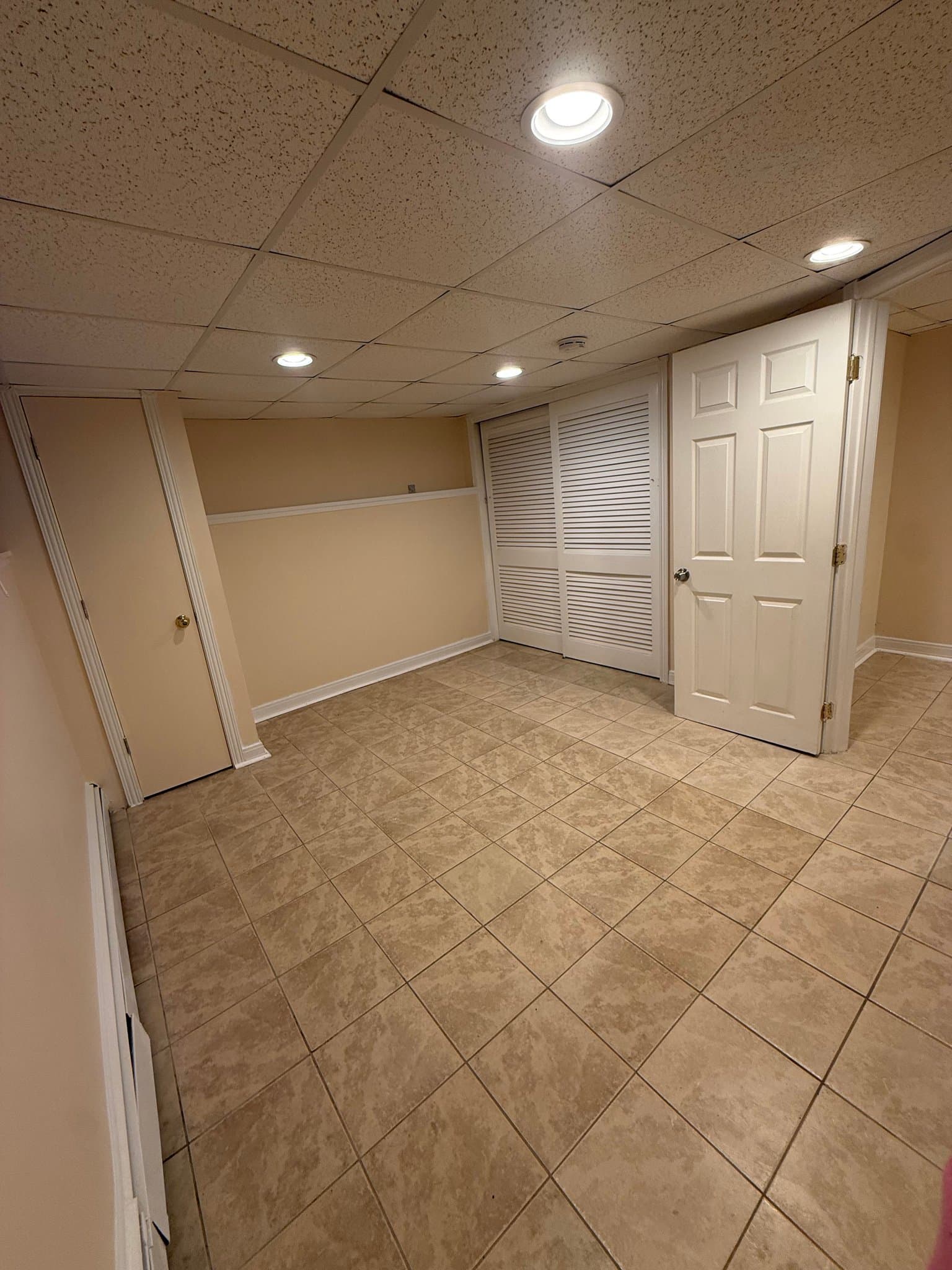 Fishkill Apartment: 17 Derick Dr