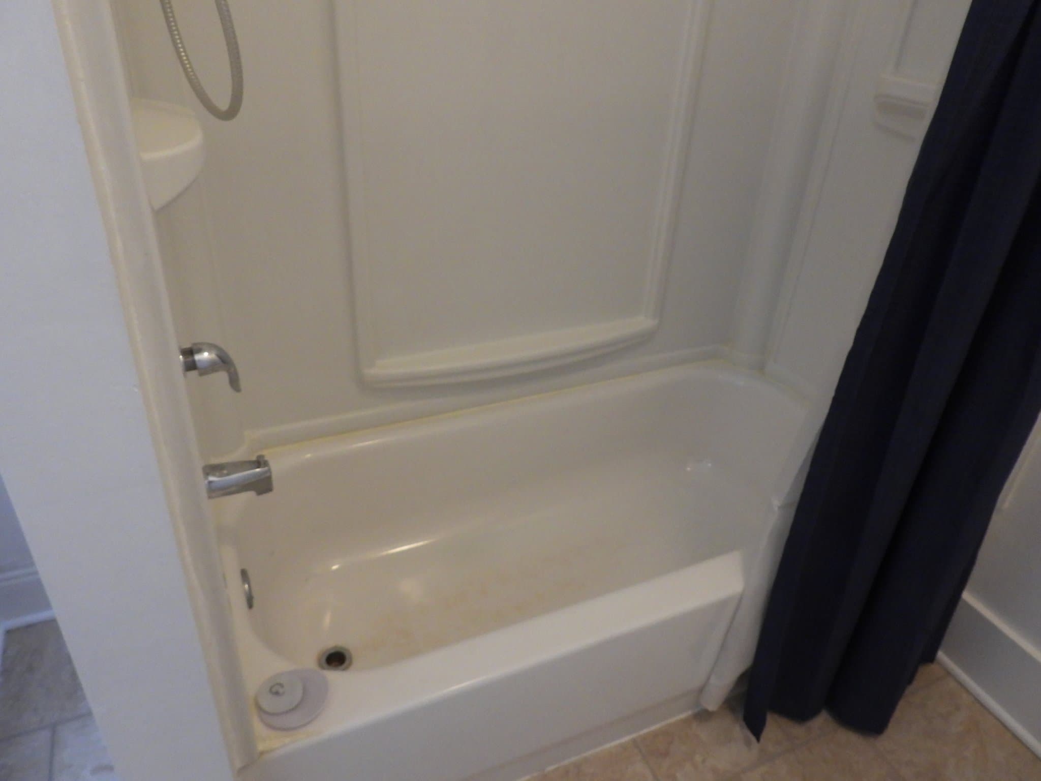 Newark Apartment: 105 Sherman Parkway