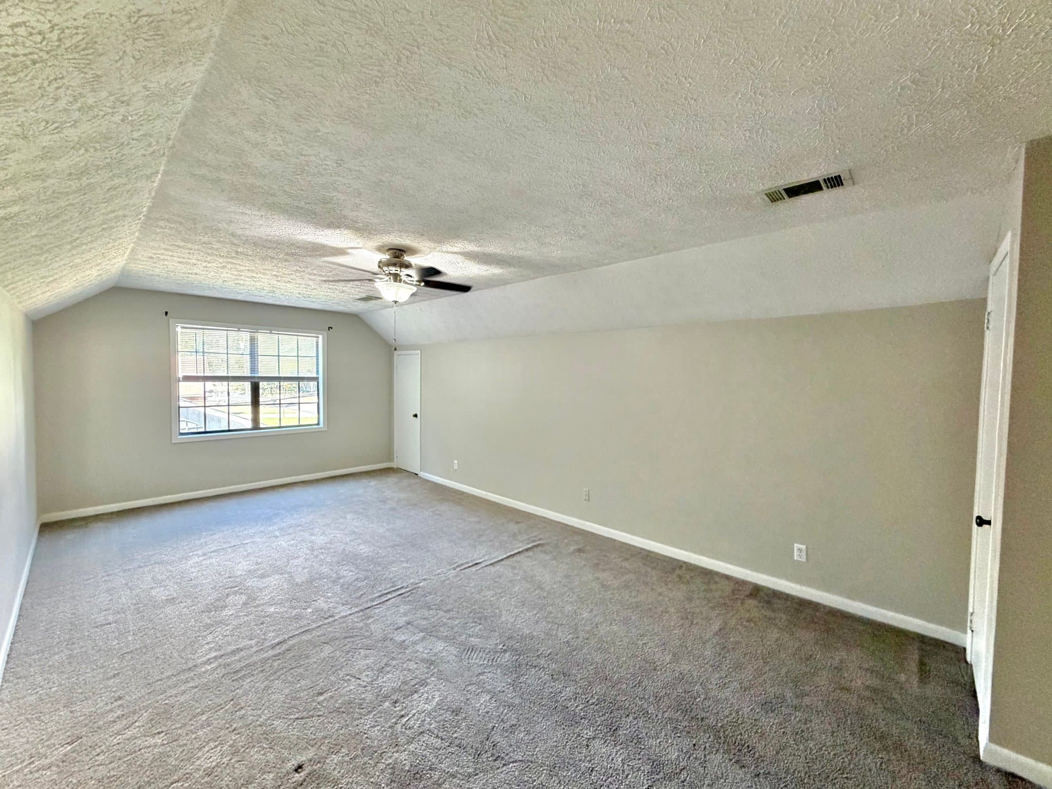 Columbus House: 124 Cedar Drive