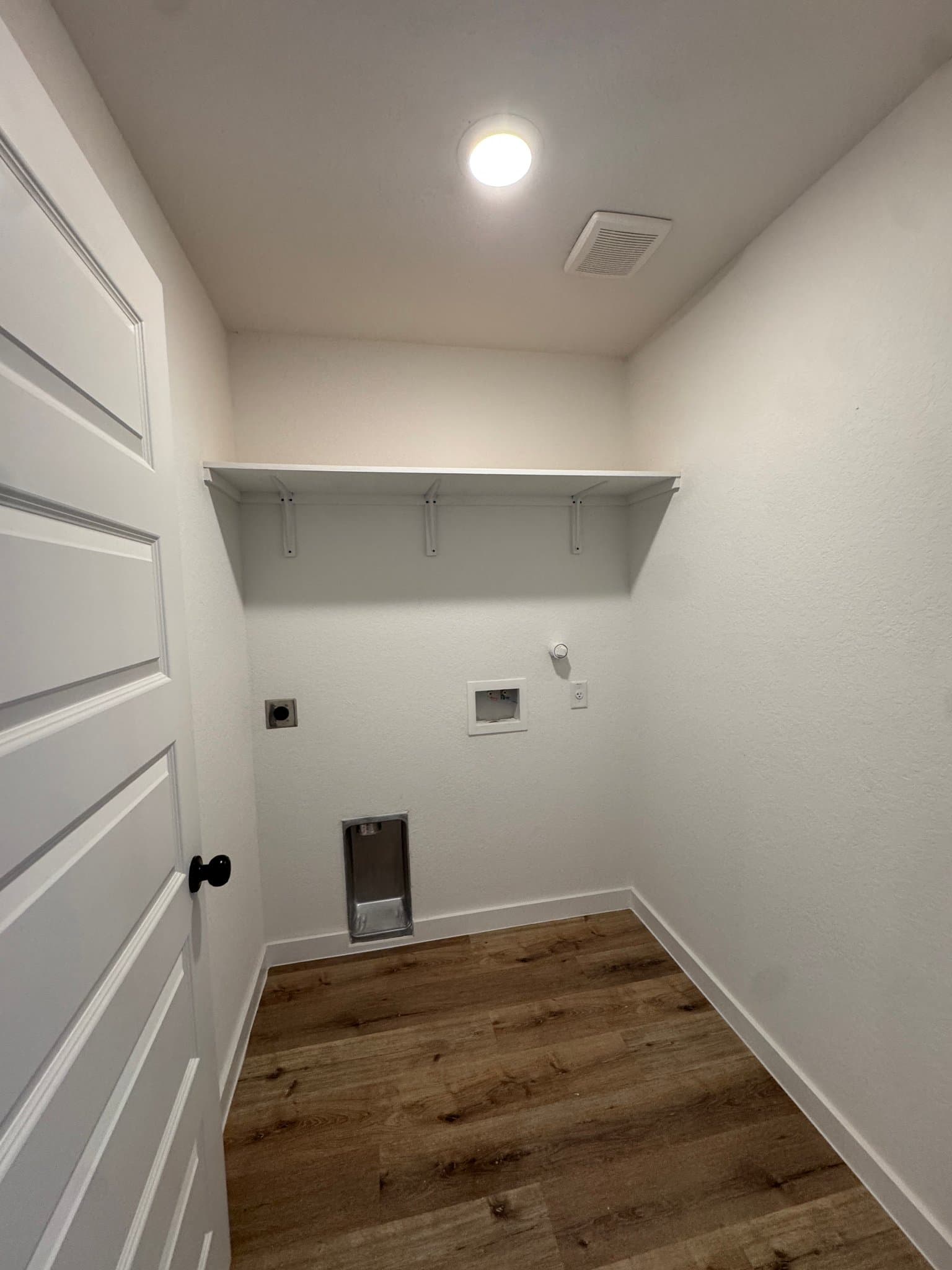 Three Rivers Multiplex: 2103 Vista Rosa