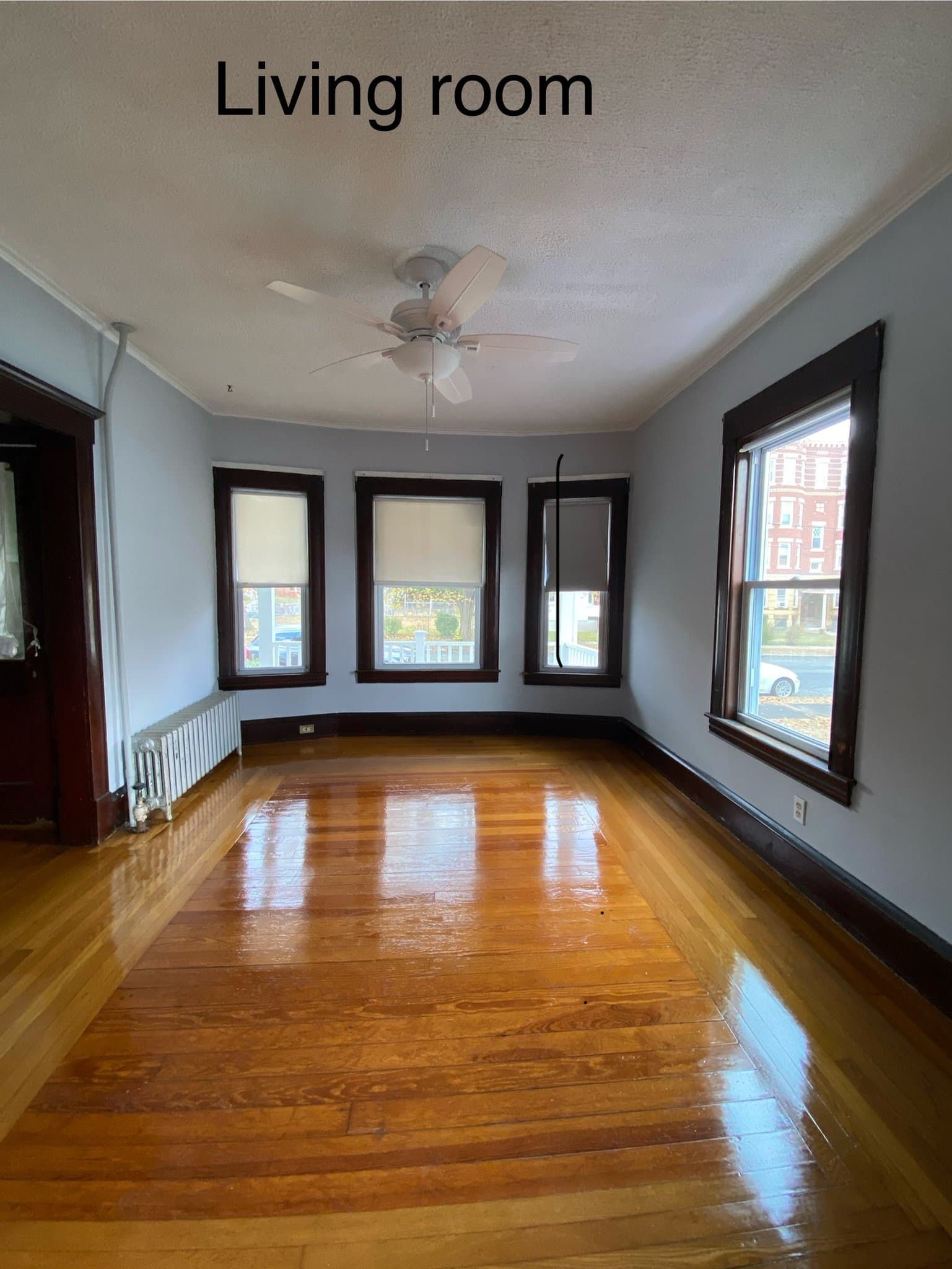 Holyoke Apartment: 324 Sargeant St