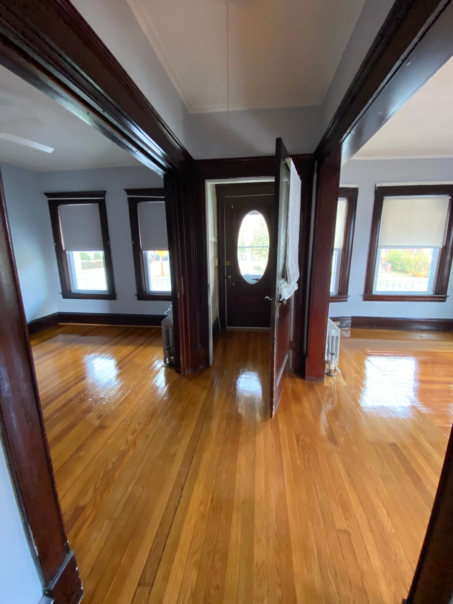 Holyoke Apartment: 324 Sargeant St