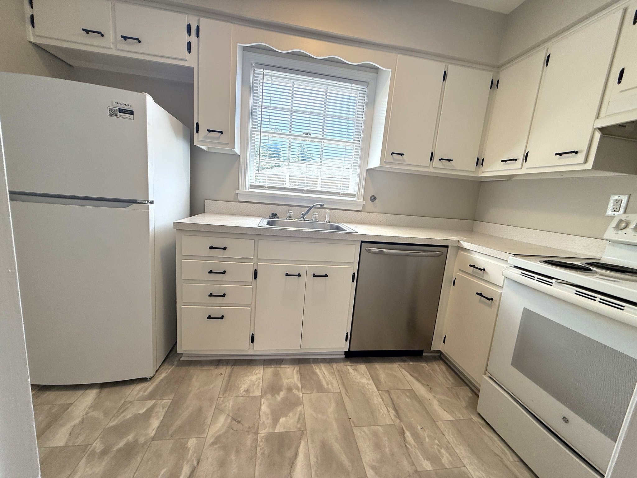 Louisville Condo: 2210 Steier Lane