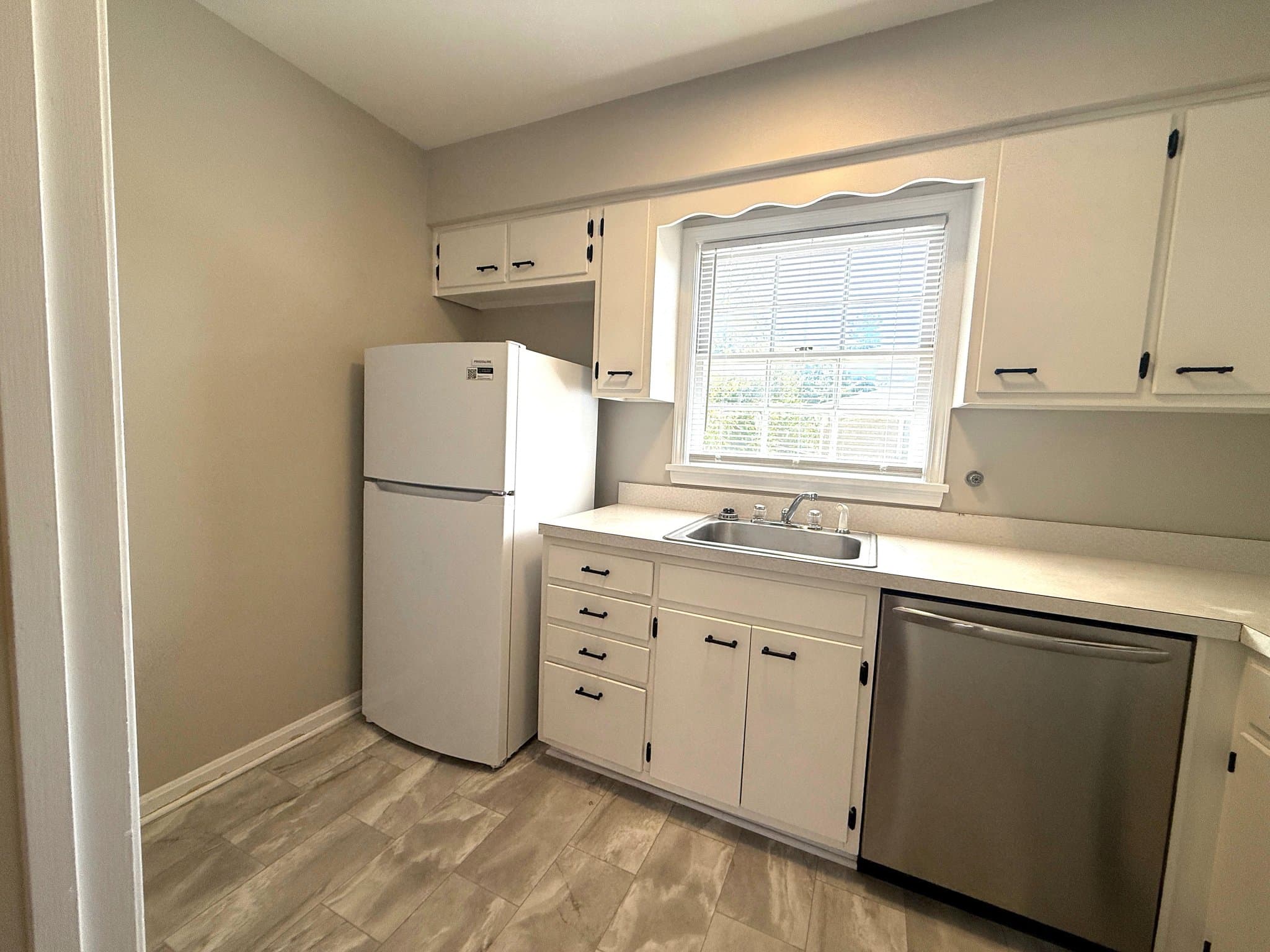 Louisville Condo: 2210 Steier Lane
