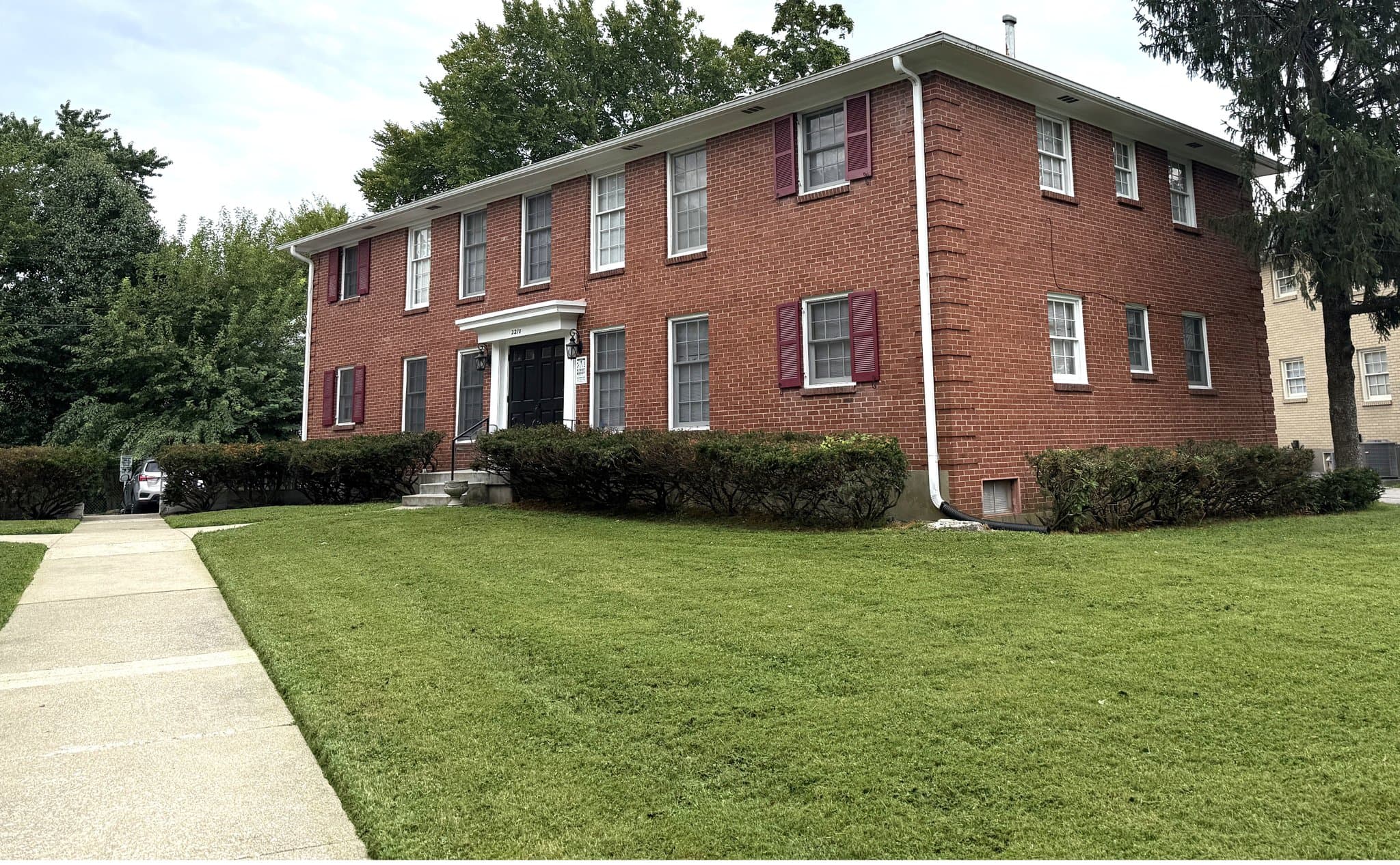 Louisville Condo: 2210 Steier Lane
