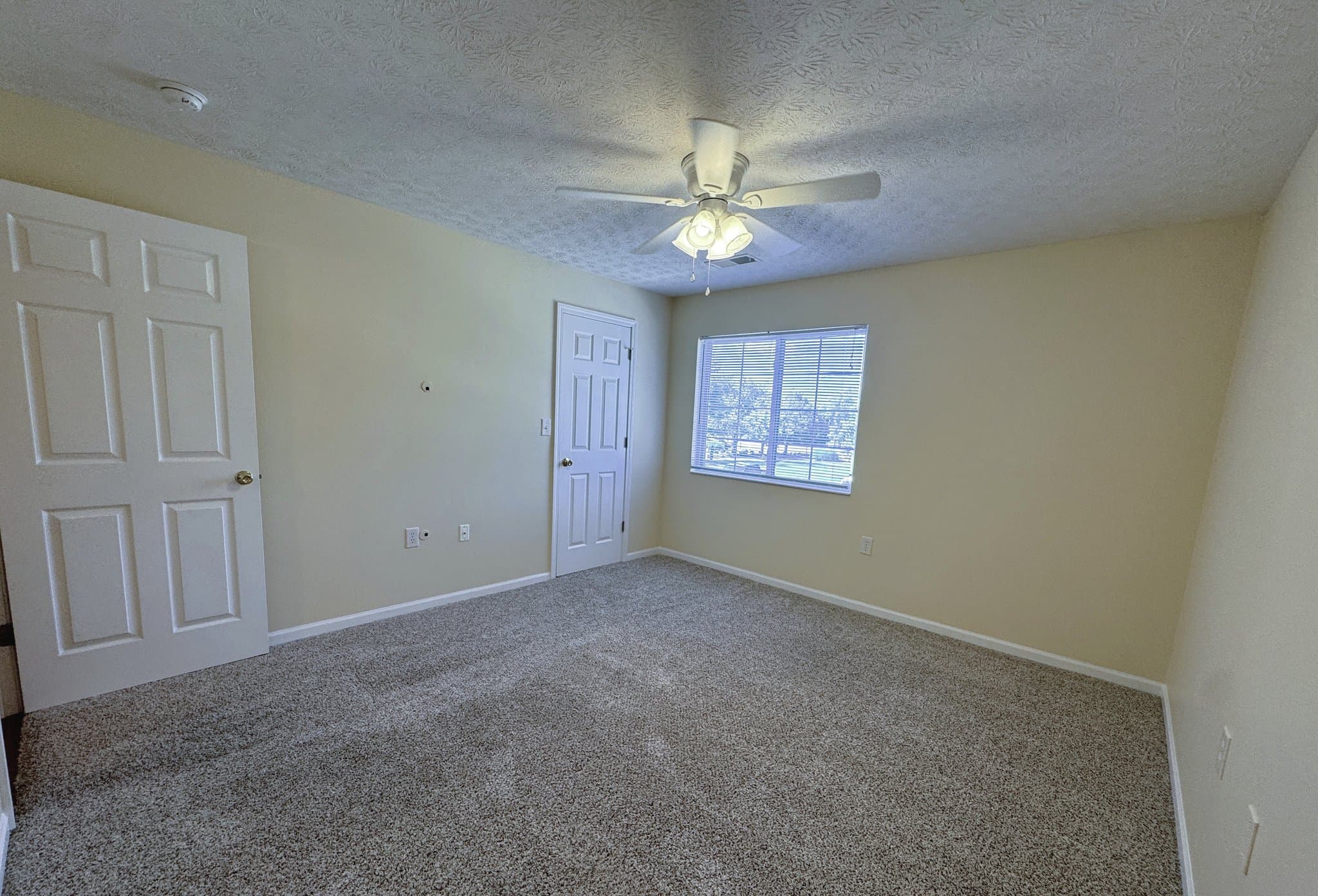 Louisville Condo: 5301 Pacer Ln