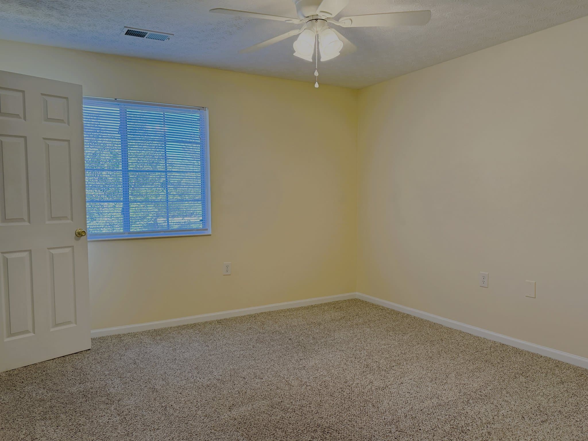 Louisville Condo: 5301 Pacer Ln