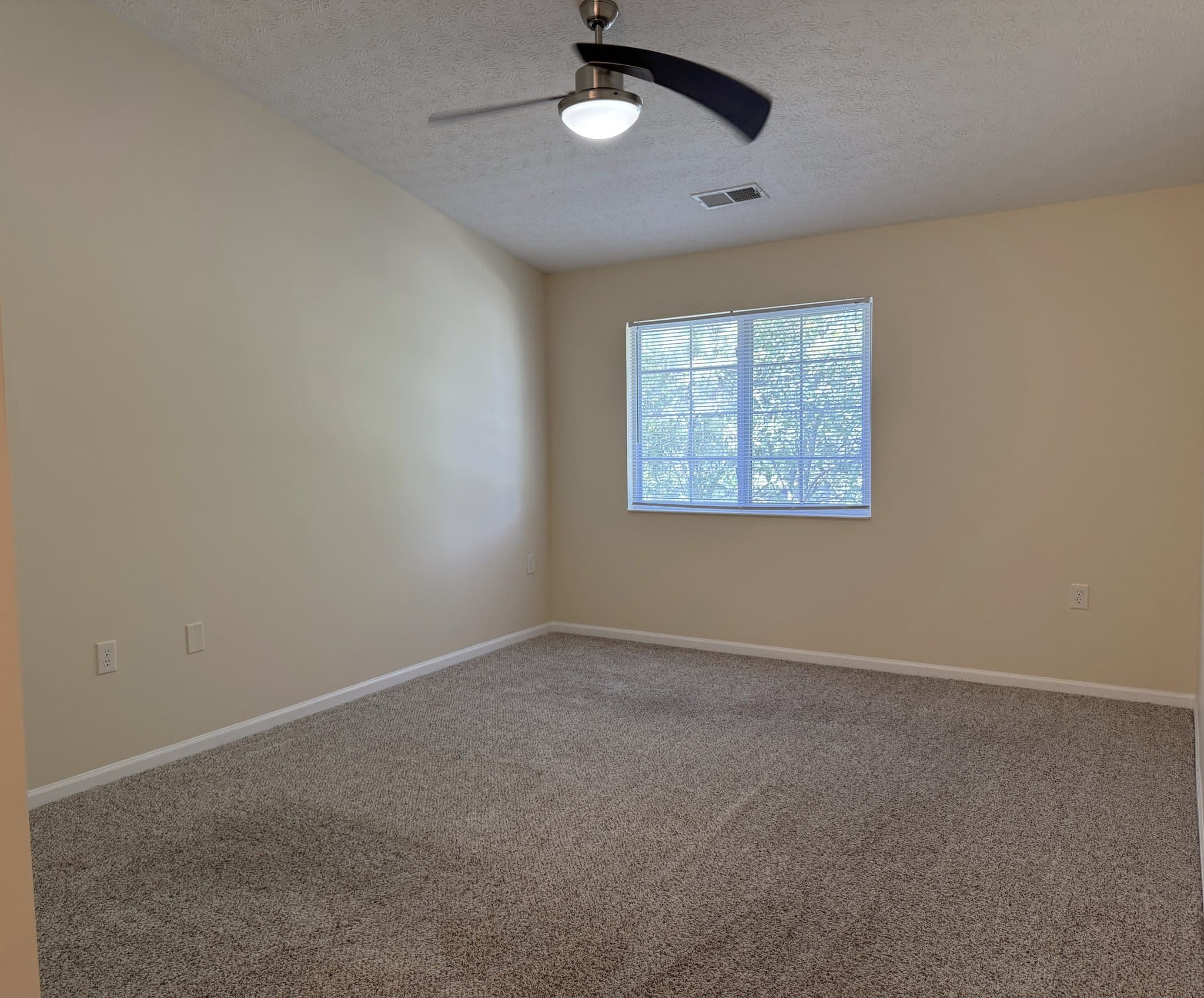 Louisville Condo: 5301 Pacer Ln