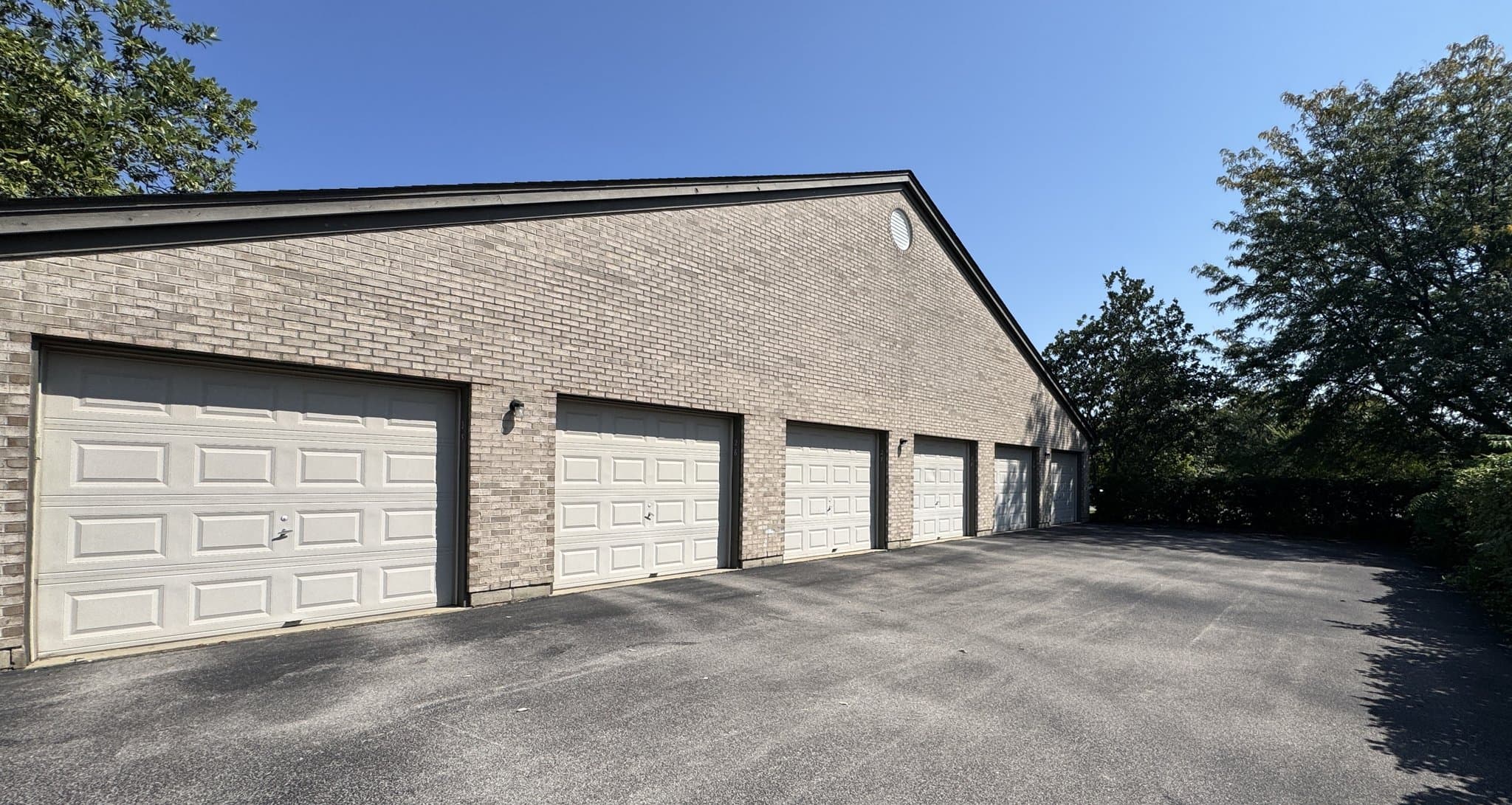 Louisville Condo: 5301 Pacer Ln