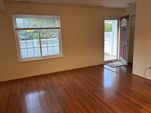 Farmington Townhome: 22277 Atlantic Pointe