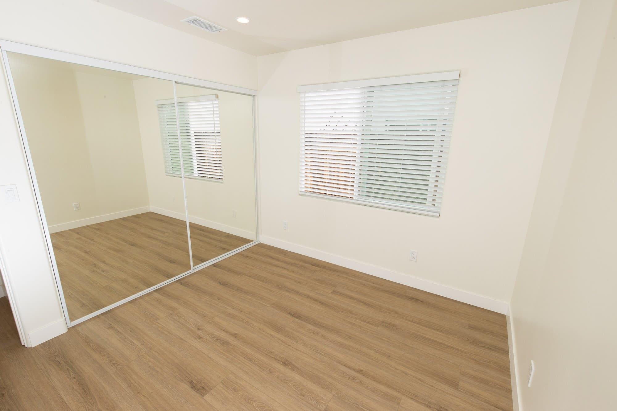 San Diego House: 4717 Mount Alifan