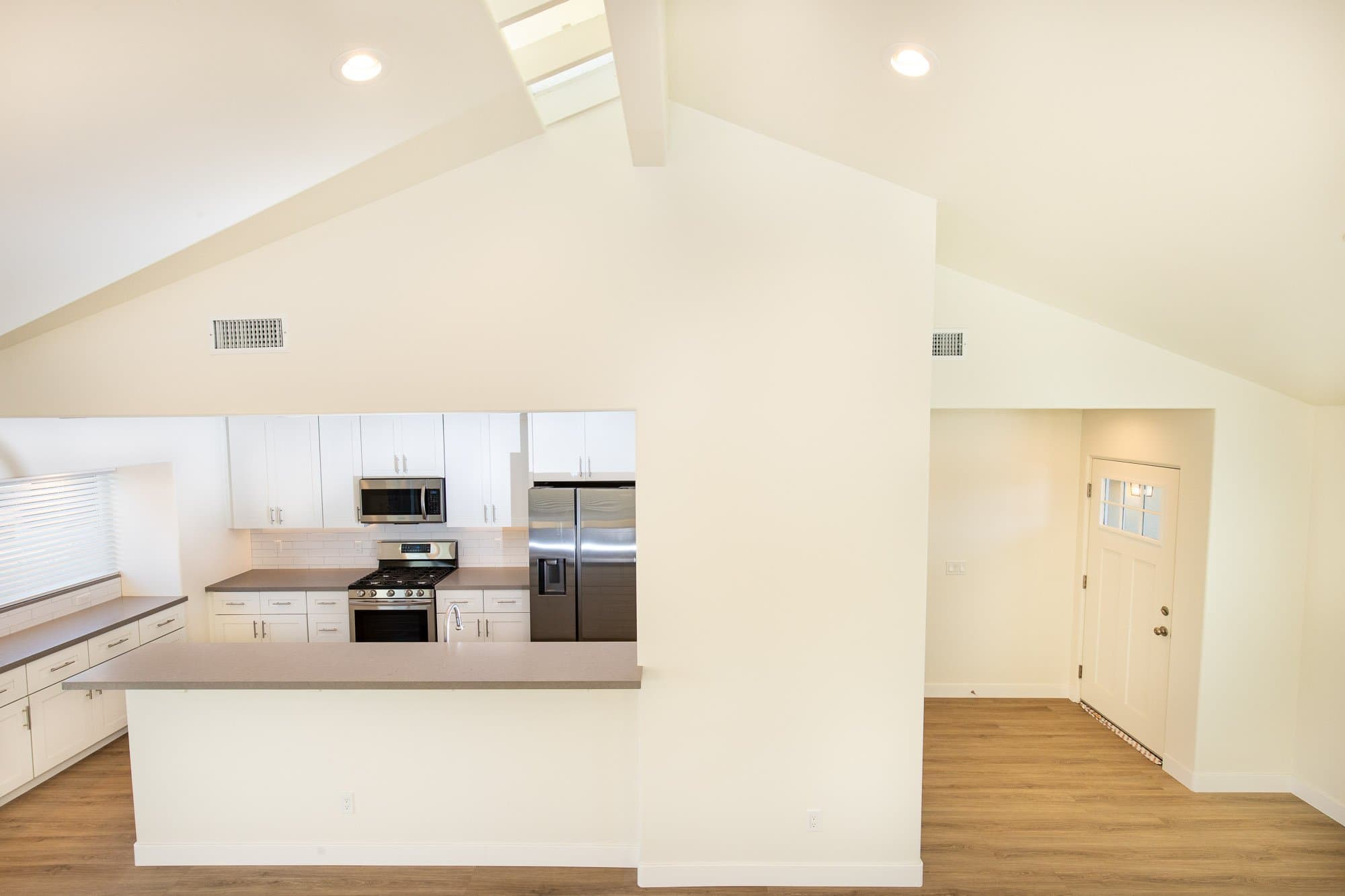 San Diego House: 4717 Mount Alifan