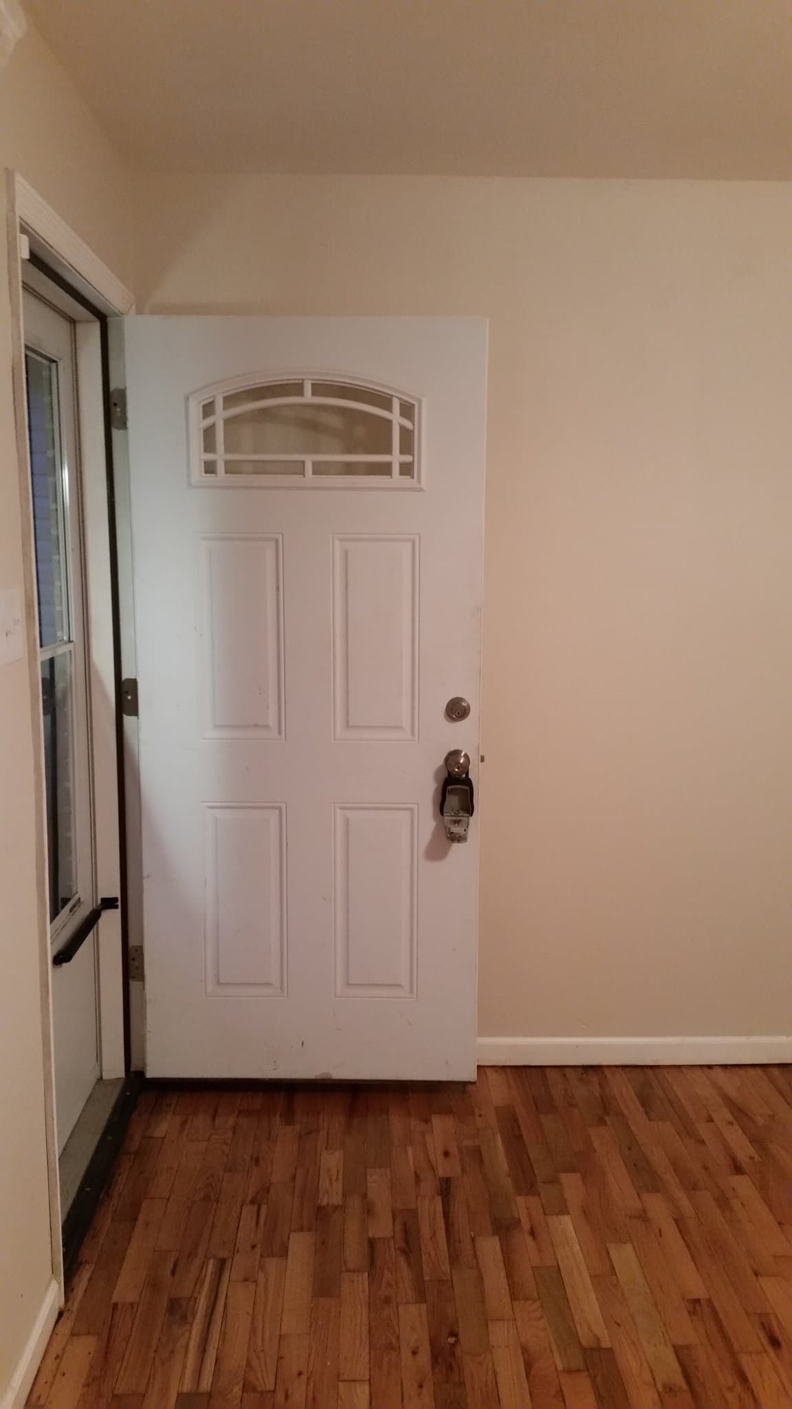 Saint Louis House: 2462 Countess Dr