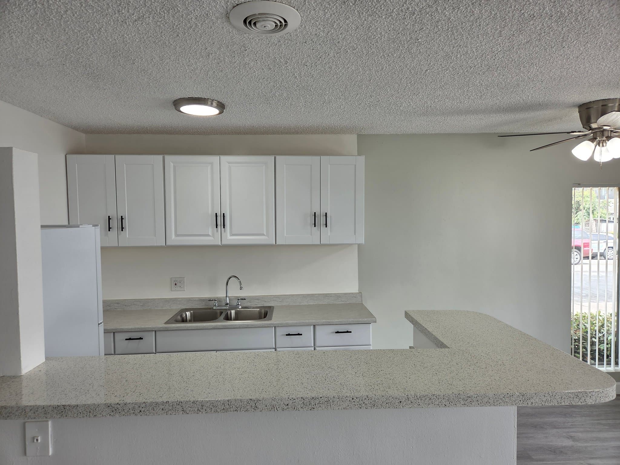 culver City Apartment: 4715 S. Slauson Ave